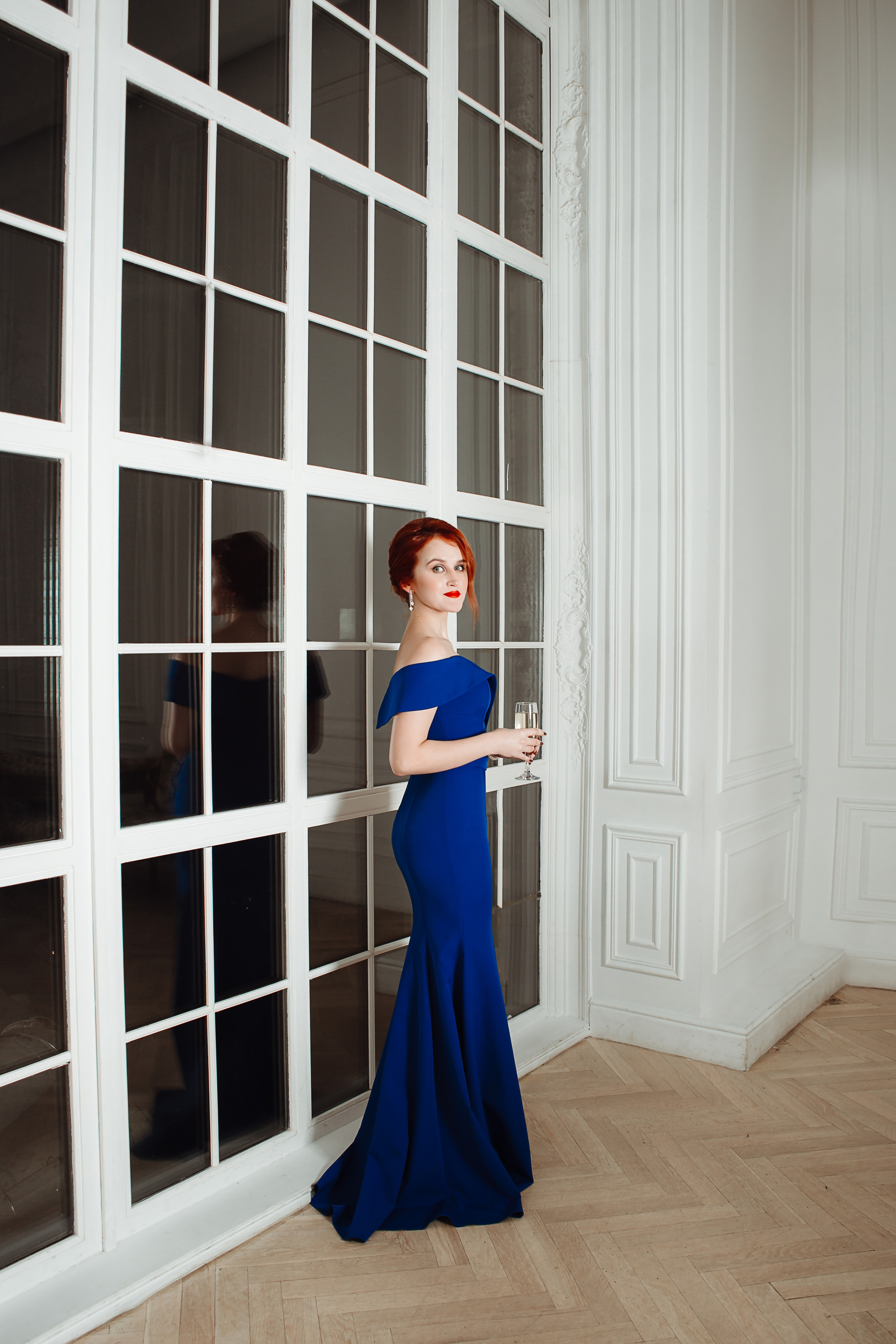 фотосессия в студии, фотограф, Москва, Катерина Сысуева, Рина Сысуева, Екатерина Сысуева, женский фотограф, Москва, фотографы женского портрета, лучшие женские фотографы, позы для фотосессии для девушек, фотосессия девушки, фотосессия для женщины, новогодняя фотосессия в студии, новогодняя фотосессия фото, новогодняя фотосессия москва, новогодняя фотосессия луки, новогодняя фотосессия 2023