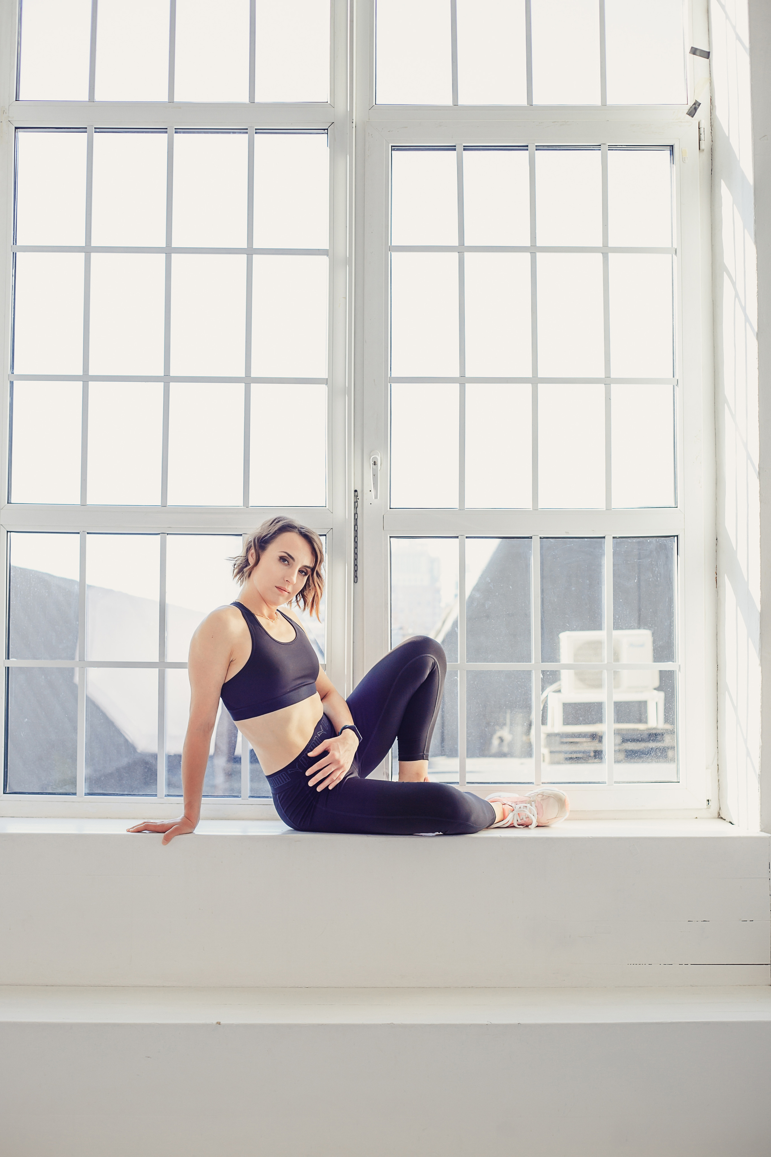 тренер по восстановлению, фотосессия в студии, фотограф, Москва, Катерина Сысуева, Рина Сысуева, Екатерина Сысуева, женский фотограф, Москва, фотографы женского портрета, лучшие женские фотографы, позы для фотосессии для девушек, фотосессия девушки, фотосессия для женщины, фотосессия для тренера,Тренер по восстановлению Анастасия — студийная фотосессия в Москве, Профессиональный портрет тренера Анастасии для социальных сетей, Тренер в кадре — выразительность и душевность в одном фото,Фотосессия тренера, фотосессия для эксперта, тренер по восстановлению, профессиональные фотографии тренера, бренд-фотограф Москва, бренд-фото для тренера