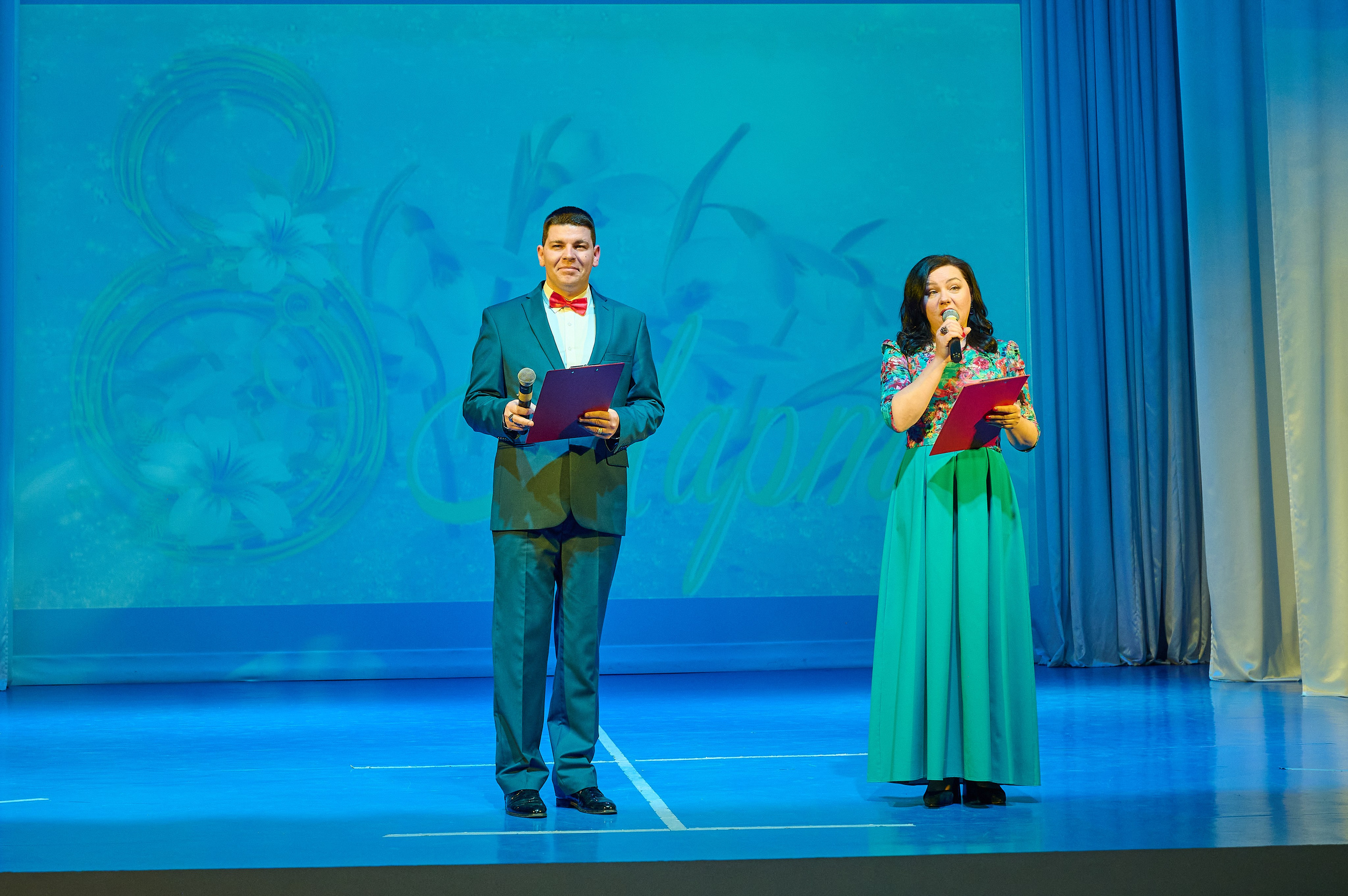 8 марта Марьина роща. Жизнь курорта Кабардинка в фотографиях