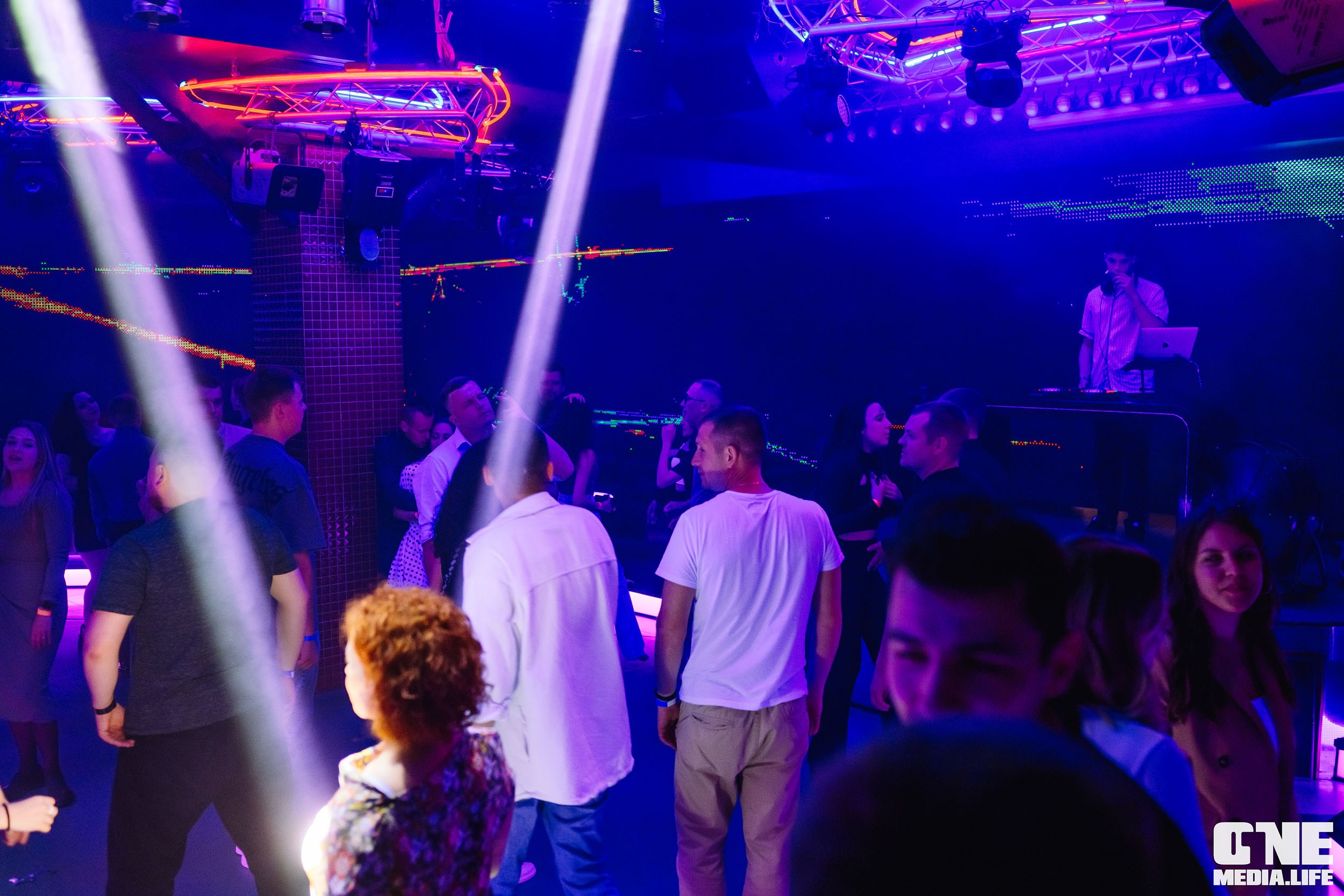Фоторепортаж из РК Планета. One Media Life: фоторепортажи, фотоотчеты с мероприятий и заведений