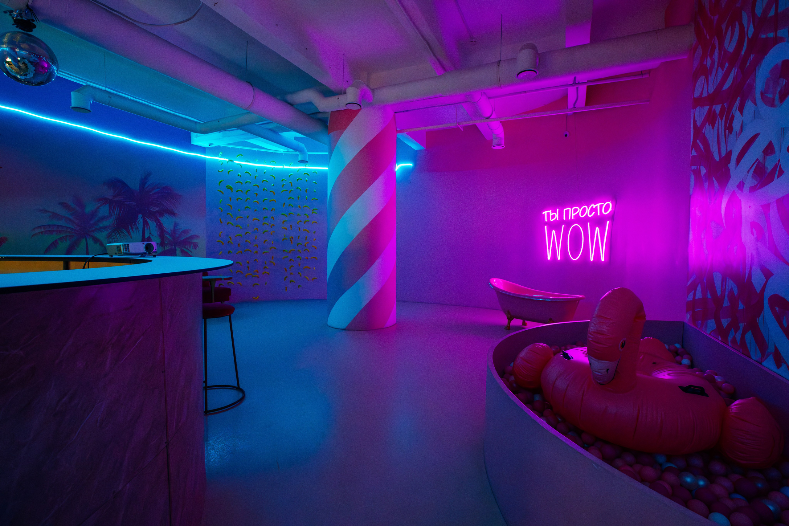 Mr. Flamingo (лето). Аренда лофта в СПб для мероприятий