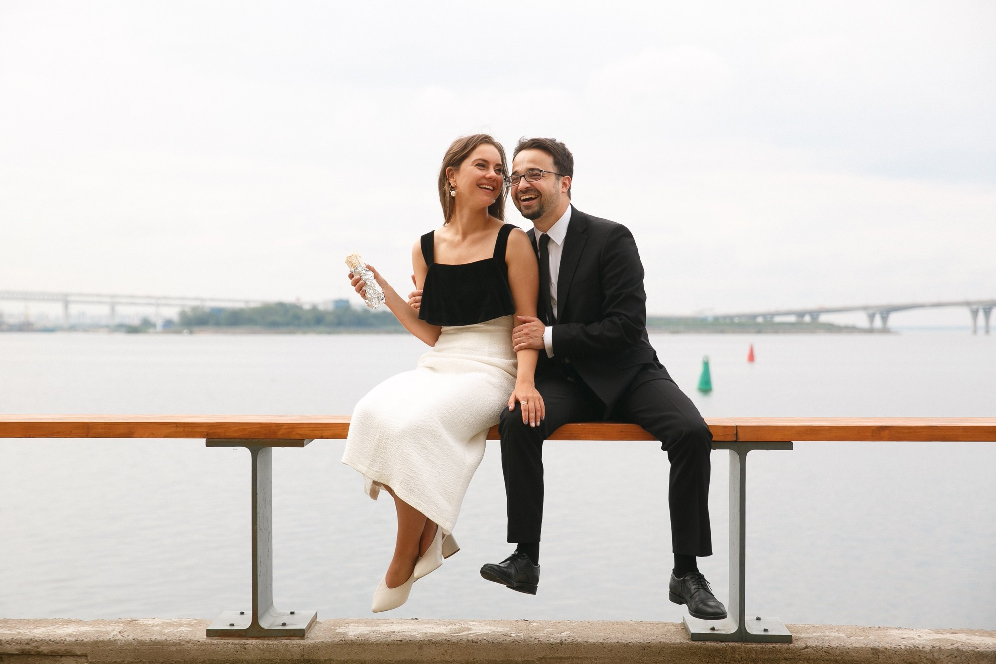 О ЧЕМ ГОВОРЯТ МОЛОДОЖЕНЫ?. ЗАПИСКИ СВАДЕБНОГО ФОТОГРАФА