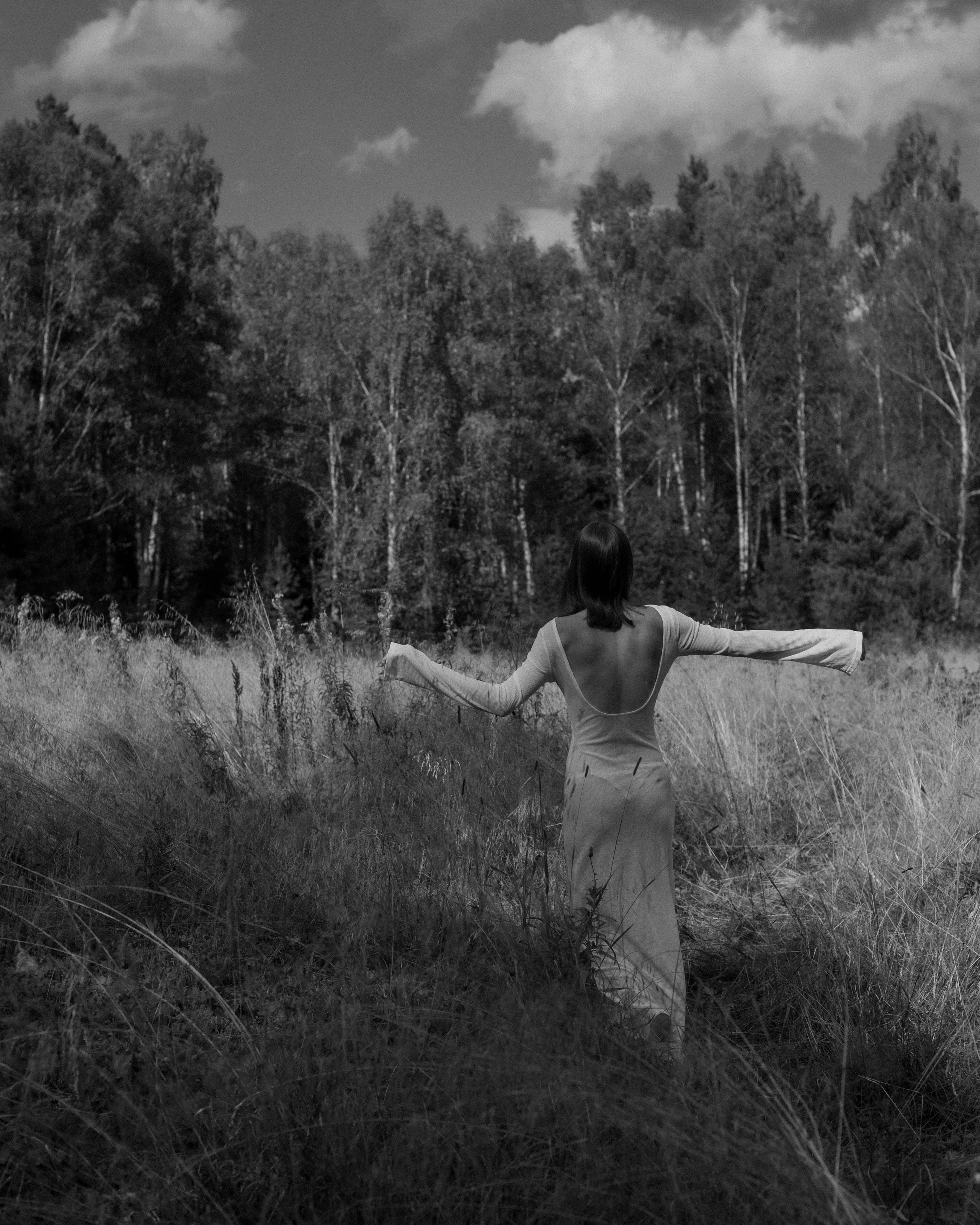 Аня. Женский фотограф. Создатель украшений ручной работы. Модель