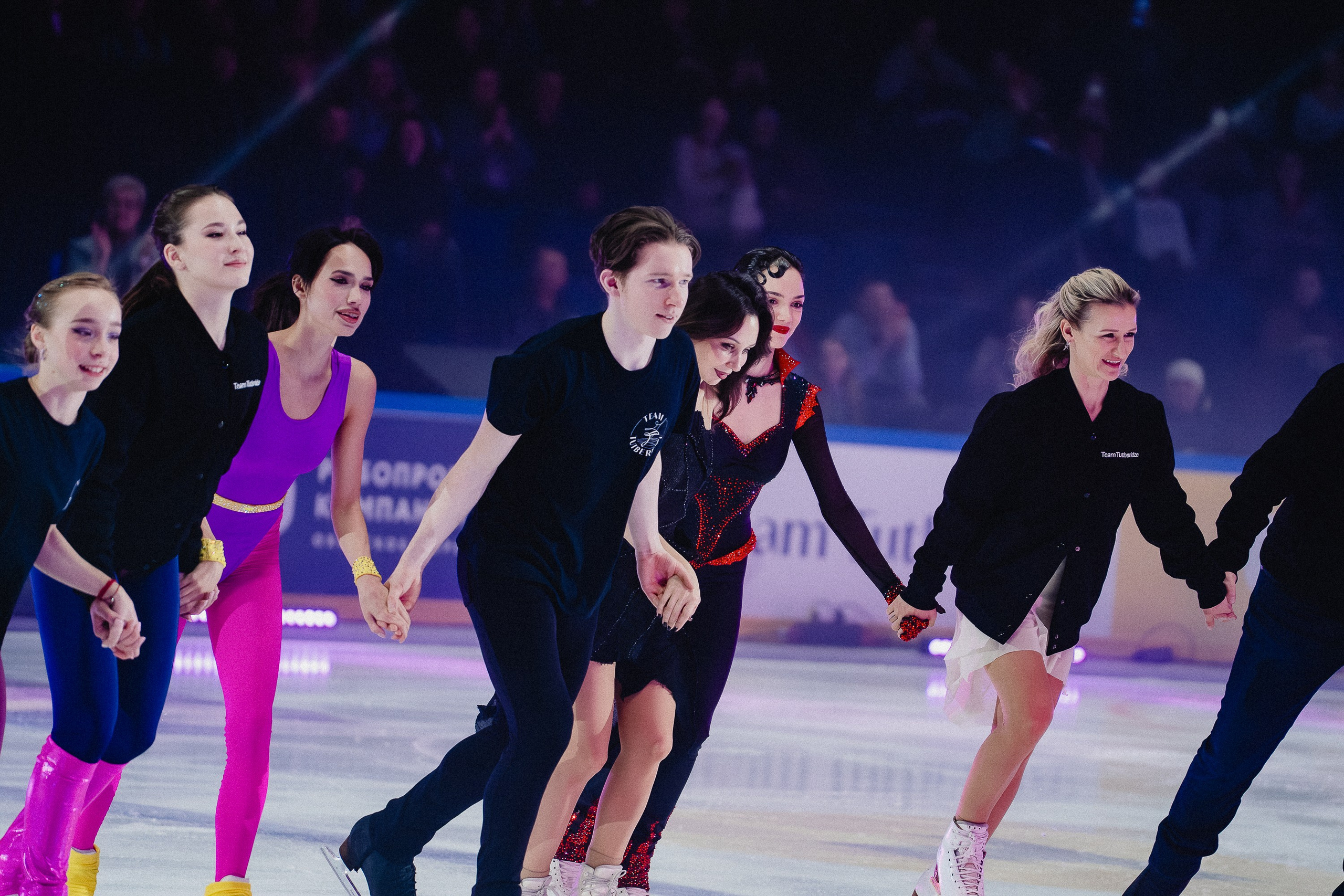 Шоу Этери Тутберидзе в Новосибирске. Воробьева Ксения — Спортивный и танцевальный фотограф Новосибирск