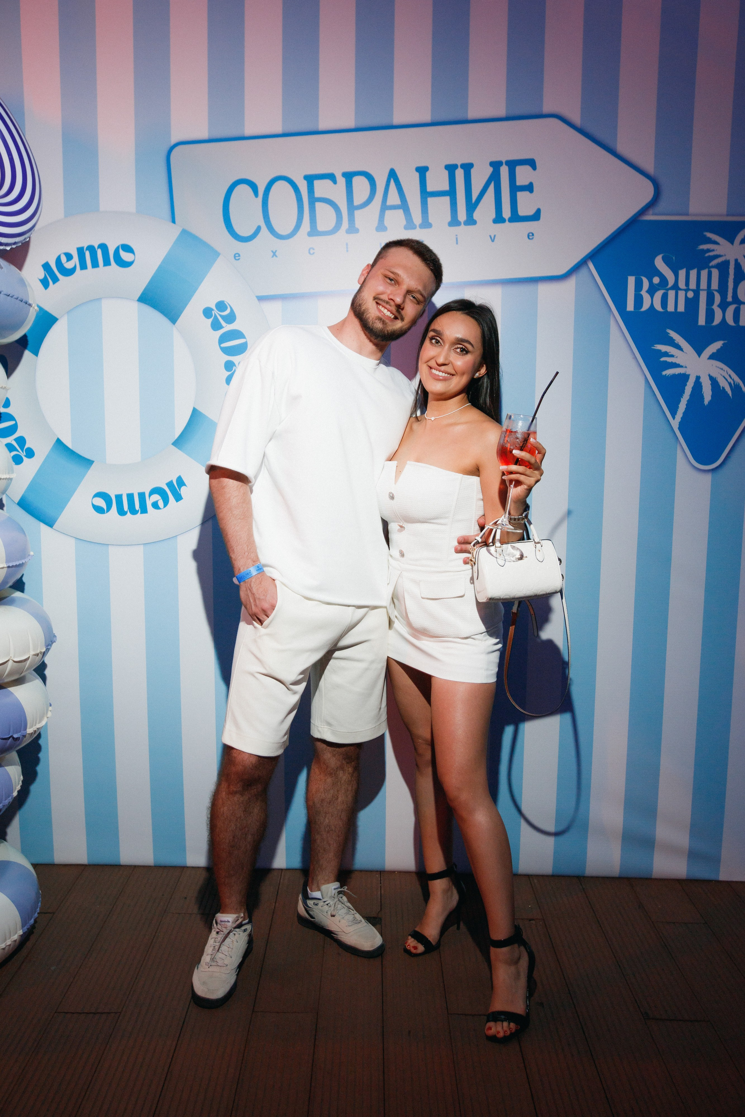 СОБРАНИЕ — ПРЕЗЕНТАЦИЯ НОВОГО НОМЕРА. СВОИ. ФОТООТЧЕТЫ-СОБЫТИЯ-МЕСТА