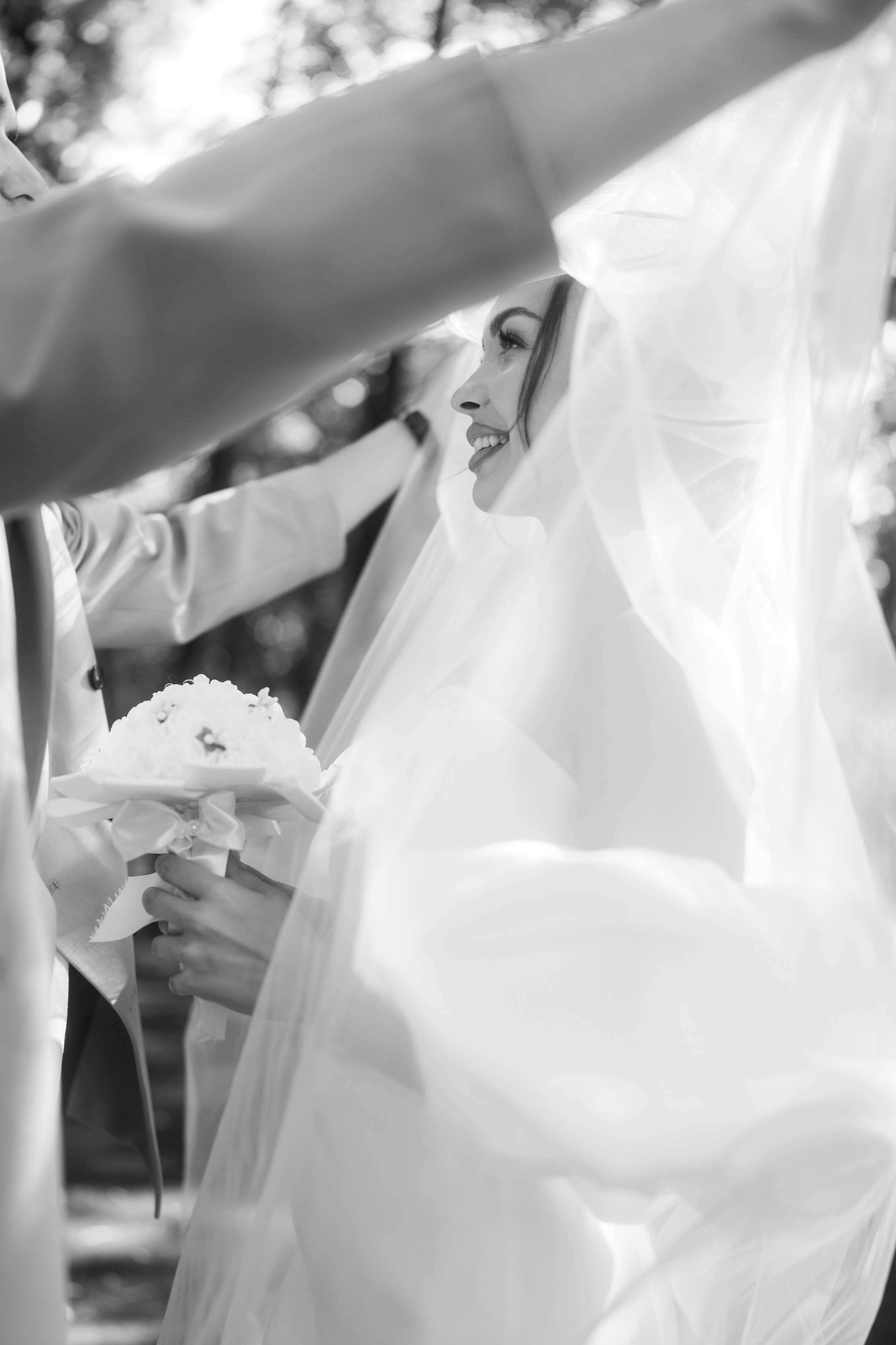 Предсвадебная прогулка Александр и Юлия. Свадебный и индивидуальный фотограф Аля Мамакова