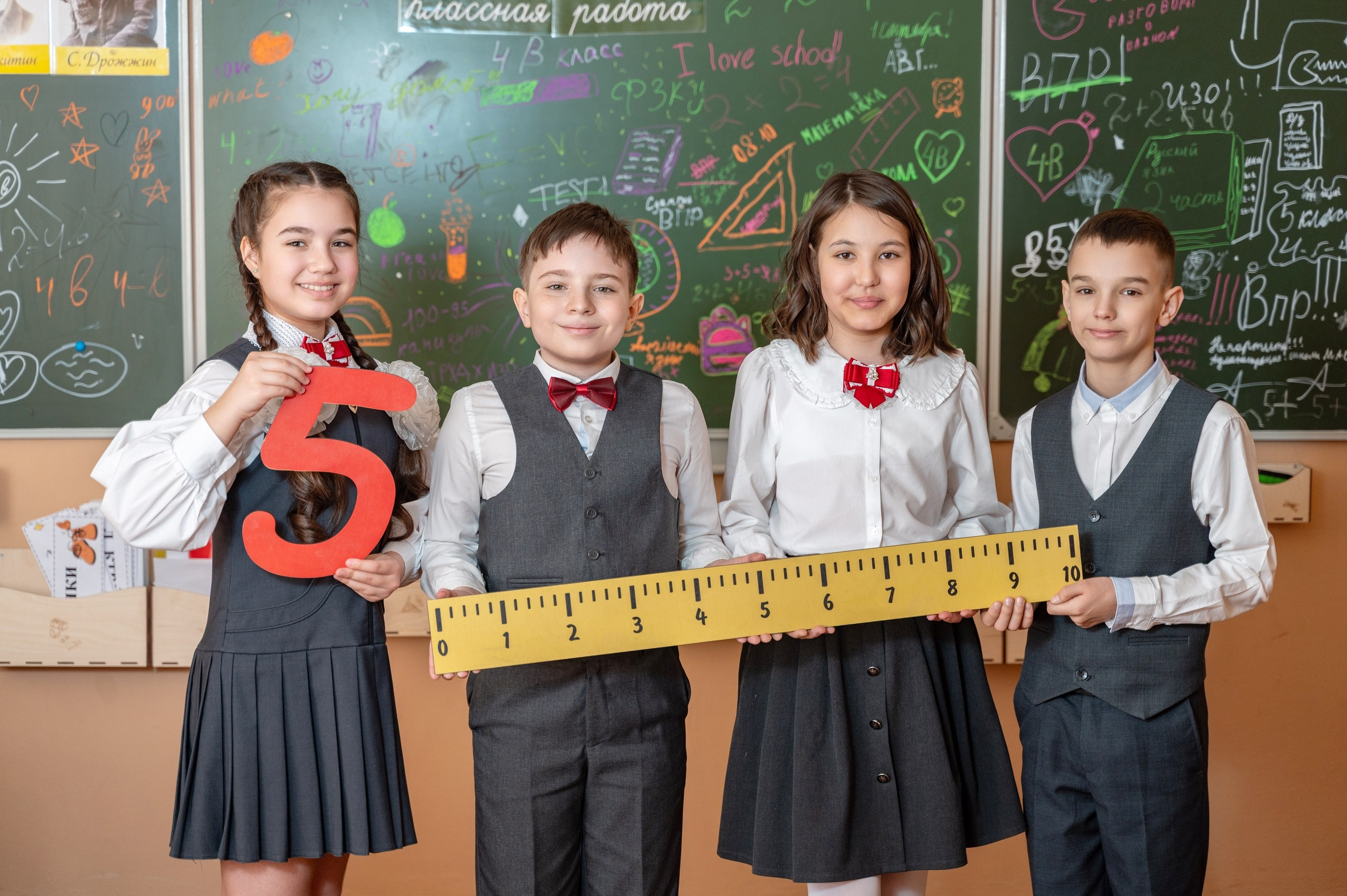 Примеры выпускных альбомов и фотокниг | Галерея готовых работ