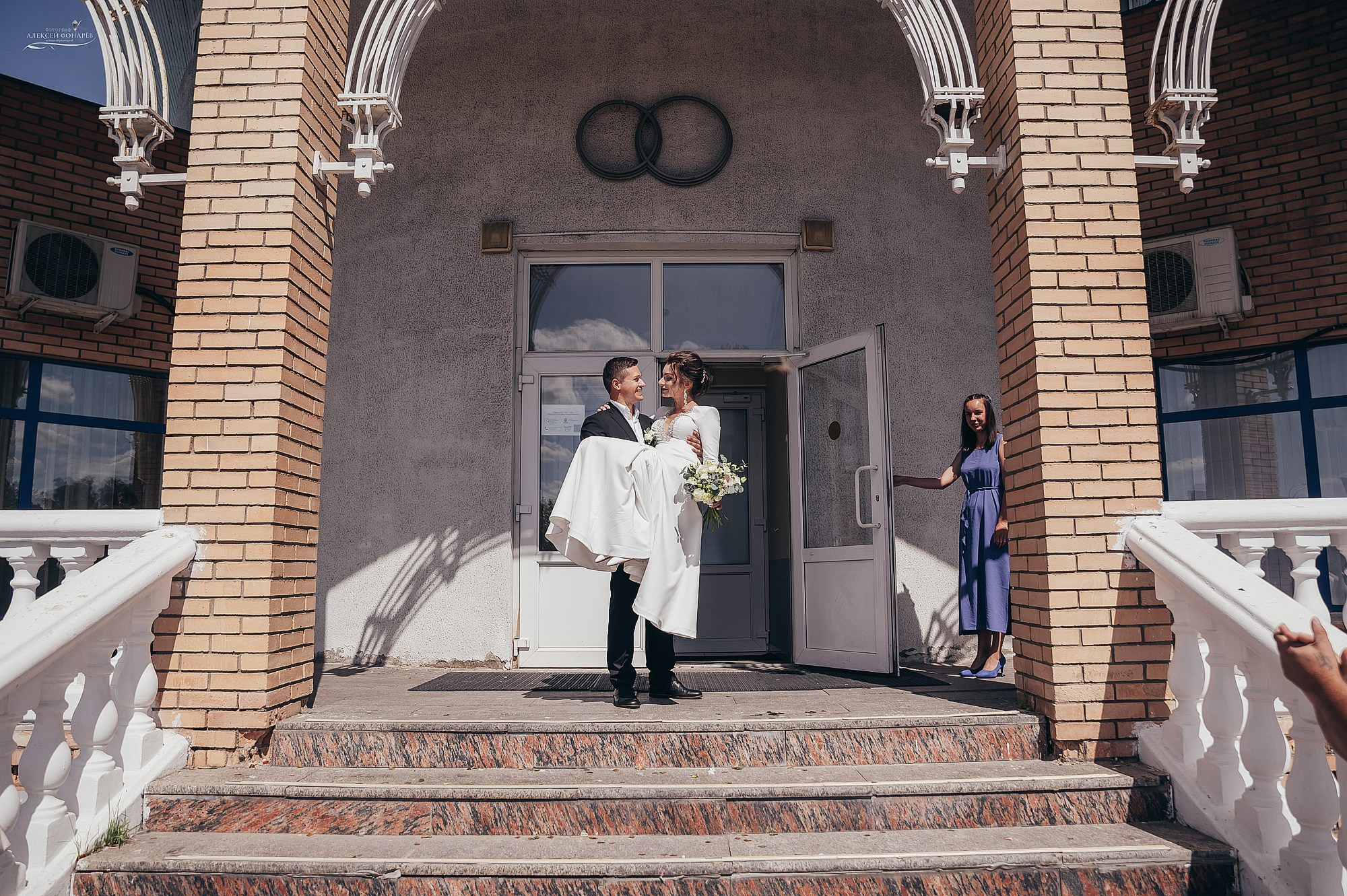 Свадебная фотосессия красивой пары. Свадебный фотограф в Дубне Алексей Фонарёв