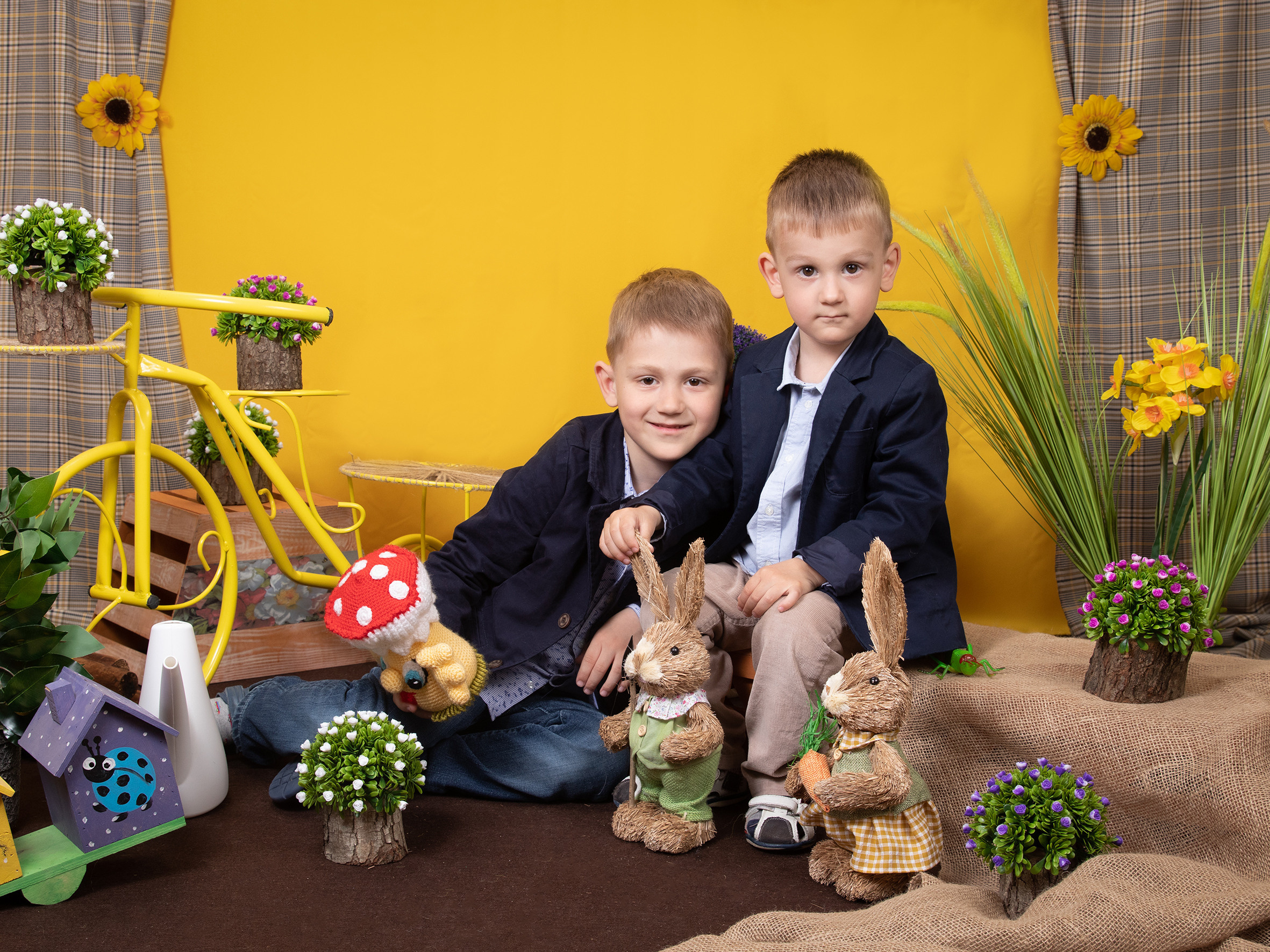 Фотосопровождение детских садов и школ. Детский фотограф в Алматы, виньетки, выпускной альбом Алматы