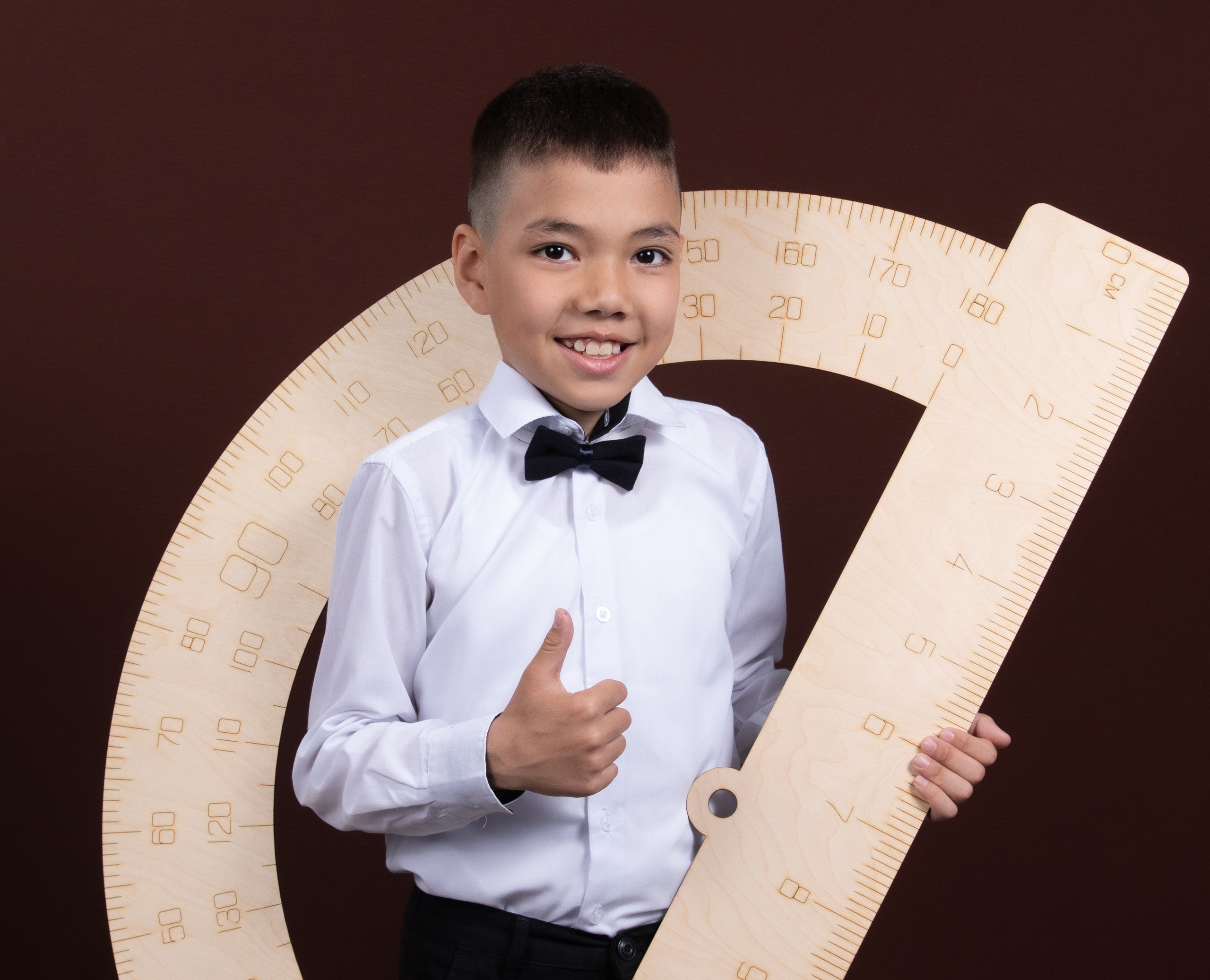 Фотосопровождение детских садов и школ. Детский фотограф в Алматы, виньетки, выпускной альбом Алматы