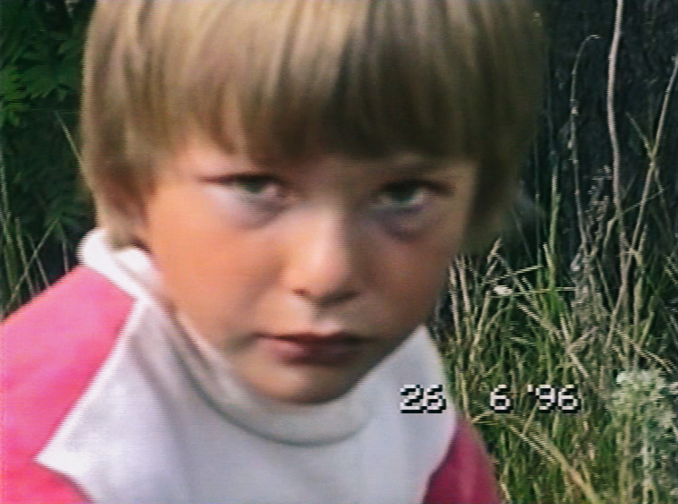 Фотокнига «Брод» визуальной художницы Ольги Михальчук. Ольга Михальчук, художница и фотограф