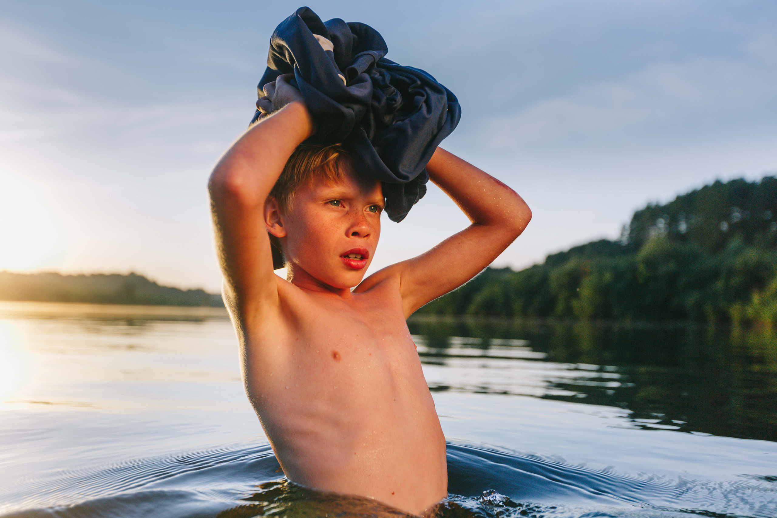 Фотокнига «Брод» визуальной художницы Ольги Михальчук. Ольга Михальчук, художница и фотограф