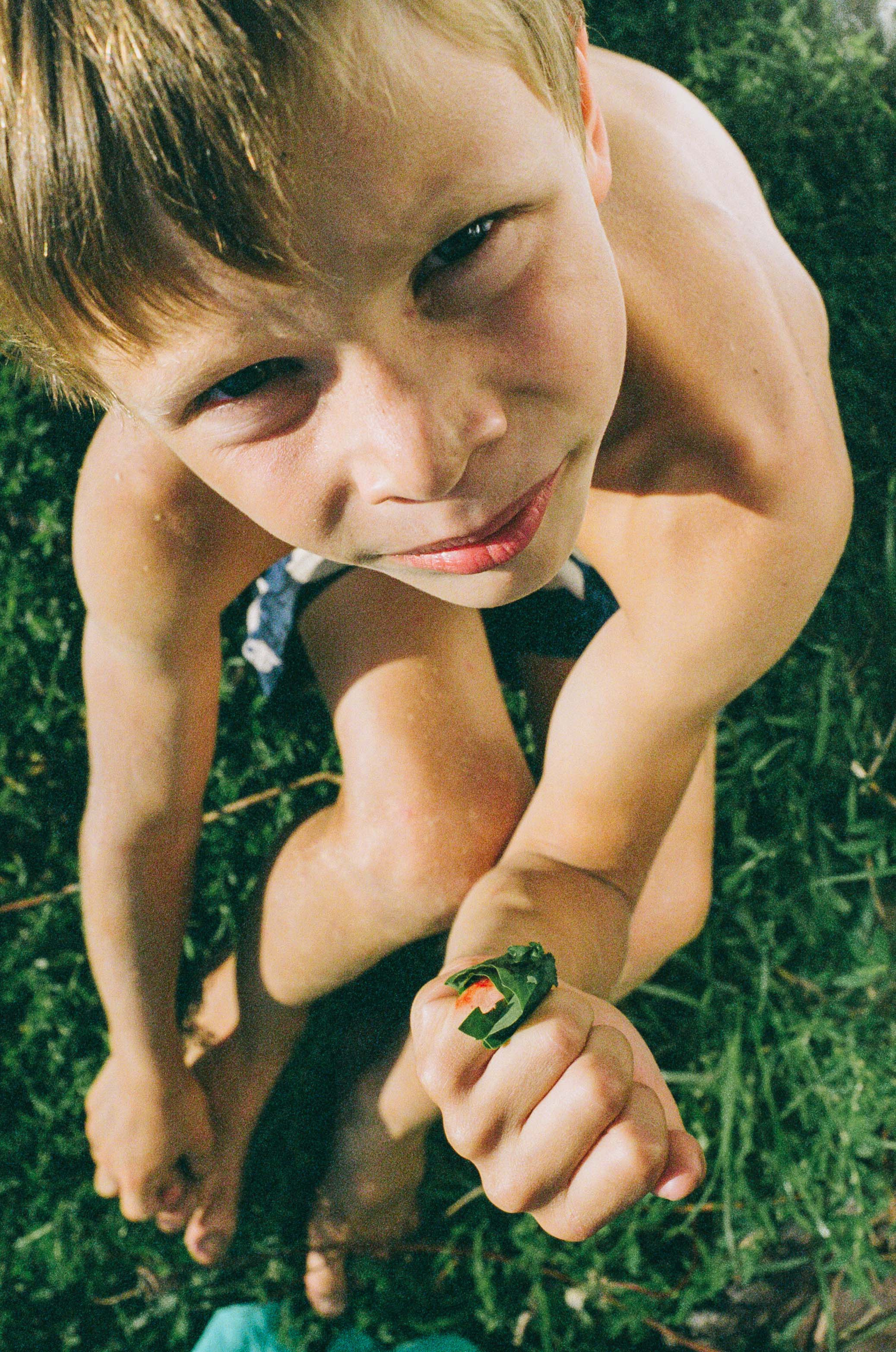 Фотокнига «Брод» визуальной художницы Ольги Михальчук. Ольга Михальчук, художница и фотограф