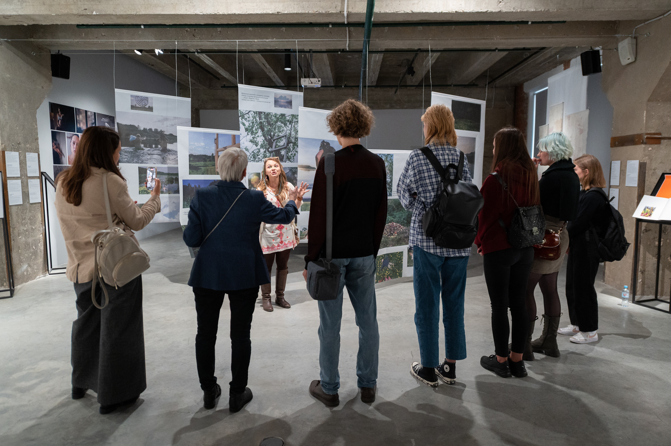 Фотокнига «Брод» визуальной художницы Ольги Михальчук. Ольга Михальчук, художница и фотограф