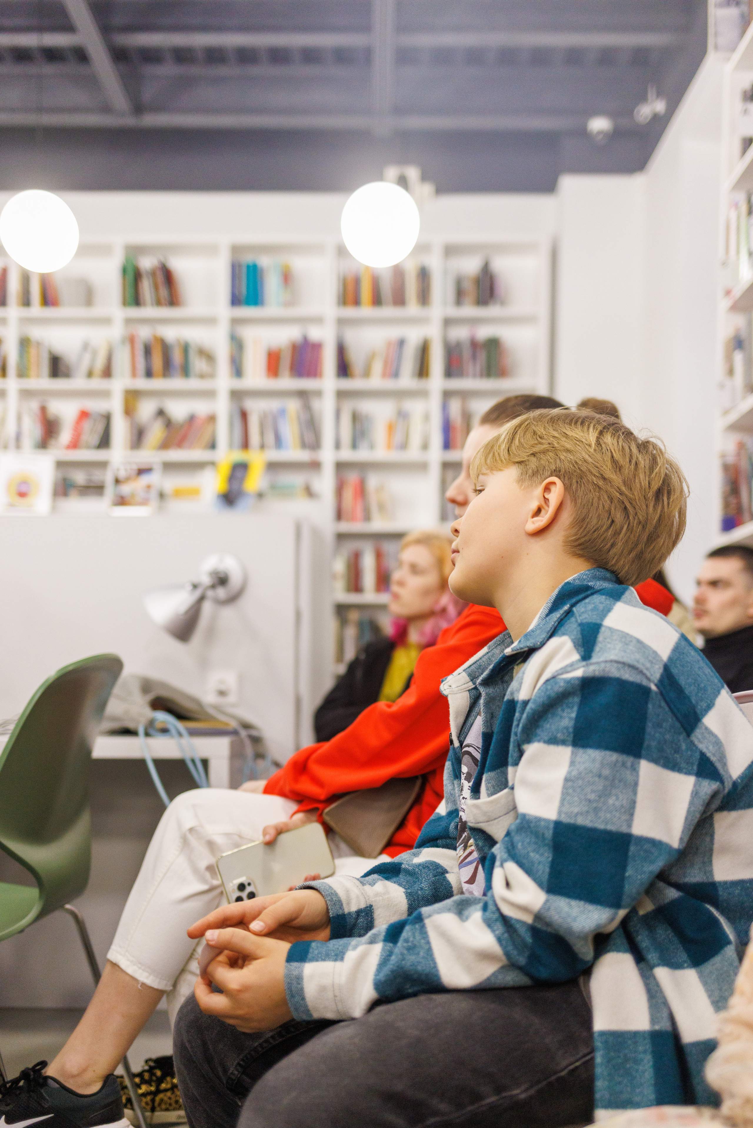 Презентация фотокниги «Брод» в Московском музее современного искусства. Ольга Михальчук, художница и фотограф