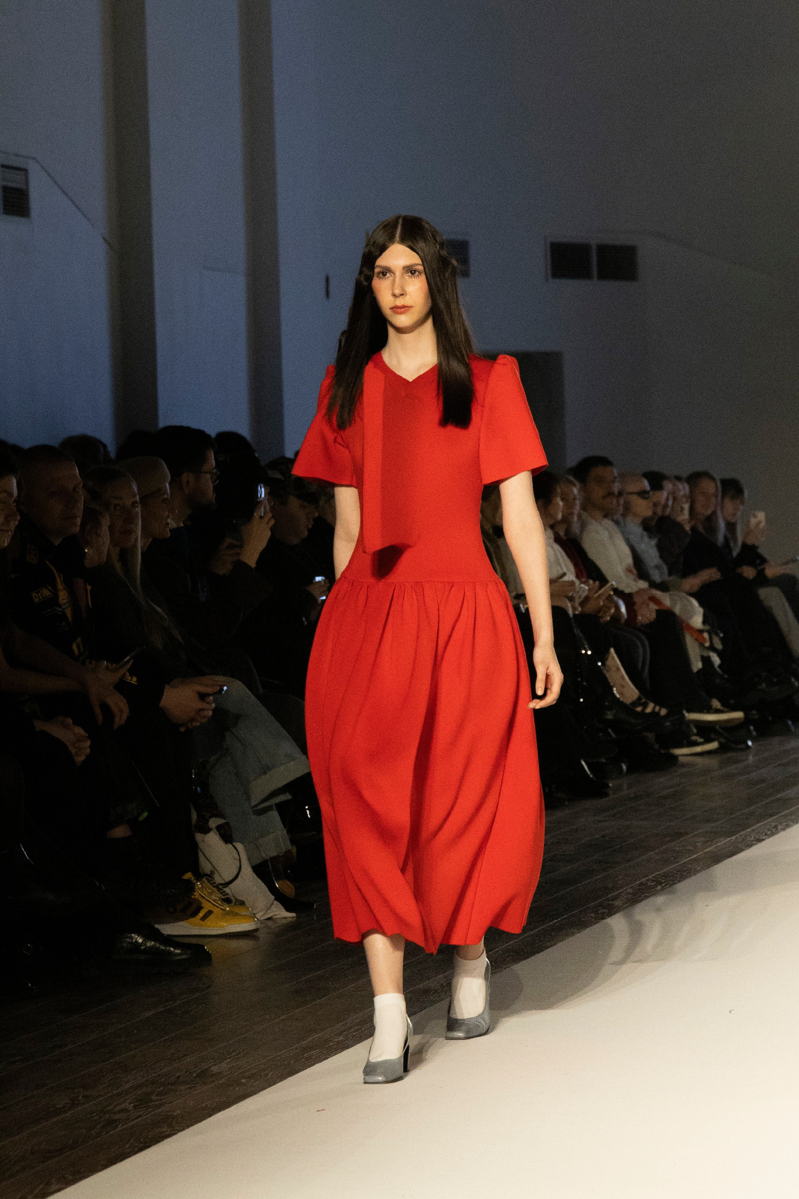 ДЛТ Собака.ru показ победителей конкурса «Новые имена в моде 2025». FOTOFAQ SKOOL г. Санкт-Петербург: очные, дистанционные и онлайн курсы фотографии