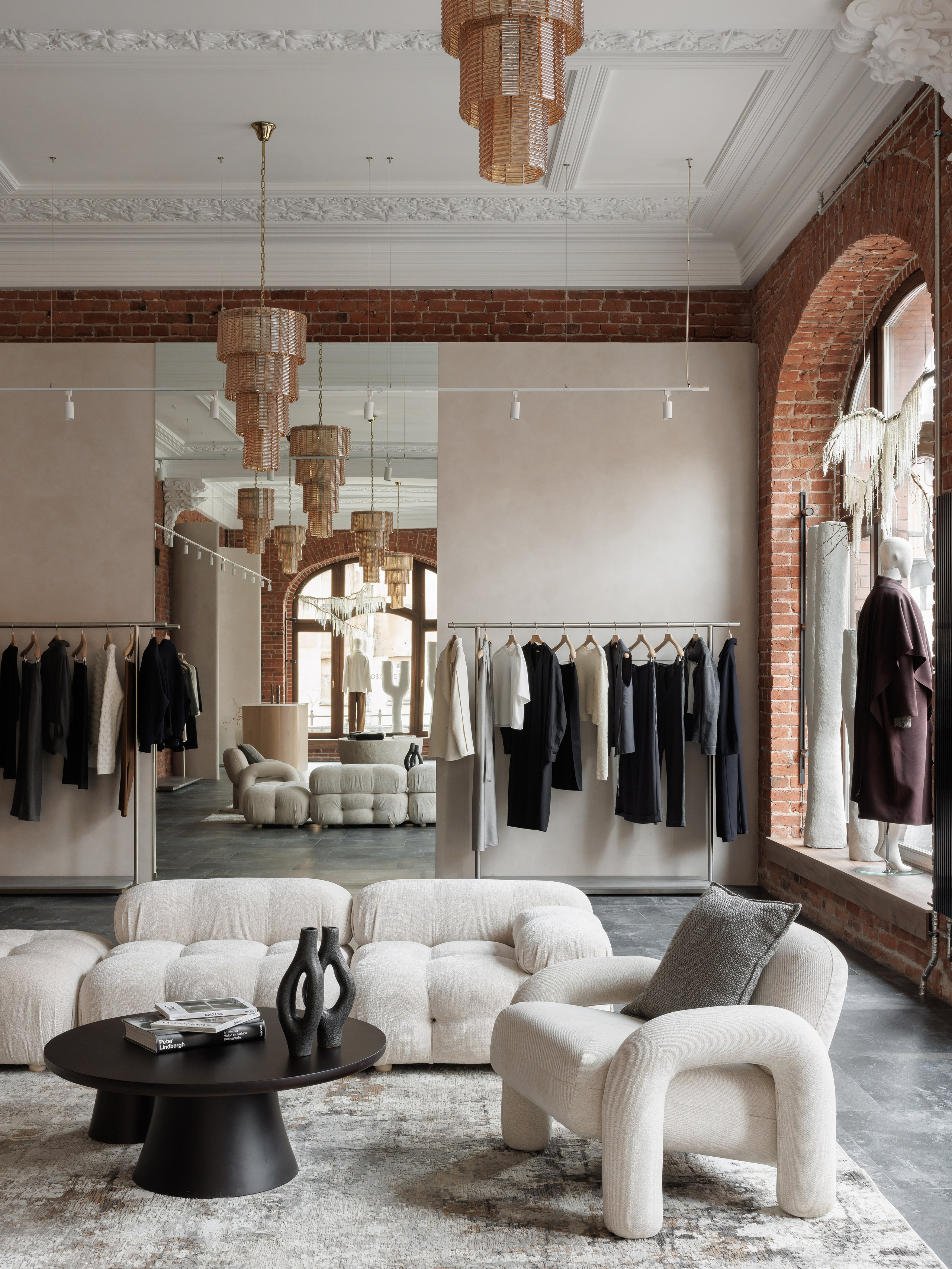 трансформируемое пространство бутика Landscape, интерьер дизайнер Ксения Новикова, модерн, Петербург