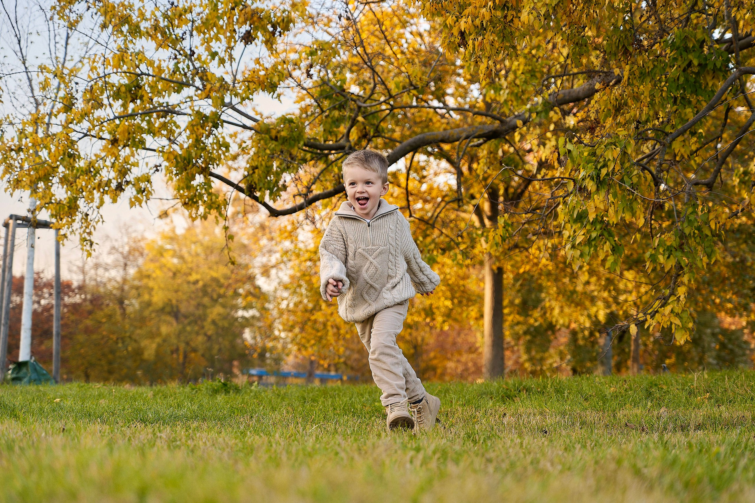 Naturporträts – Outdoor-Fotografie in Parks, Wäldern & an Seen. Nikolay Samara — Porträt-, Lifestyle-, Event- & Work-and-Sport-Fotografie in Bratislava