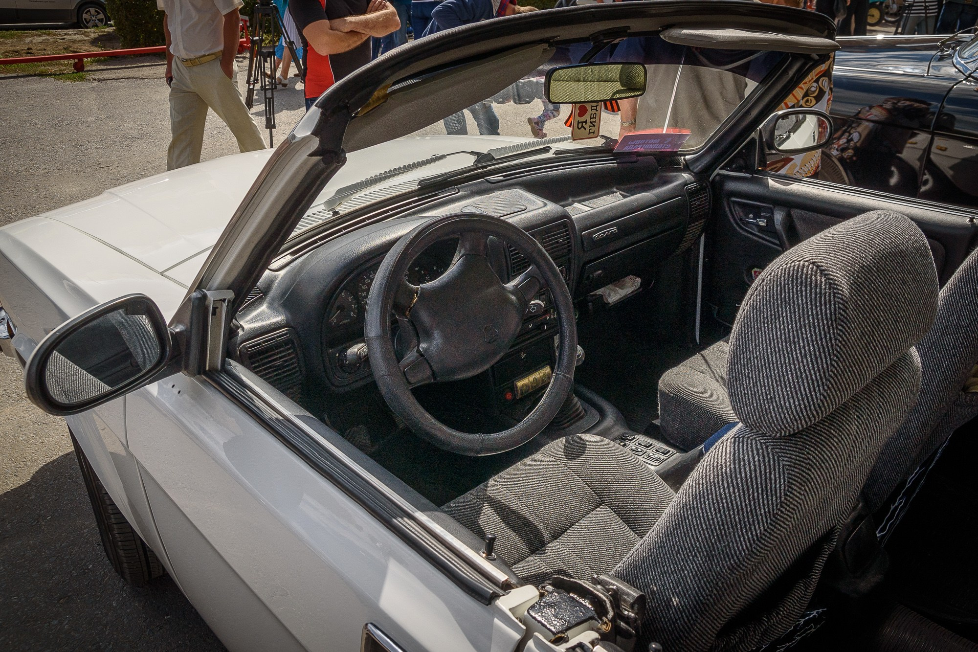 Салон "Волги"-кабриолета