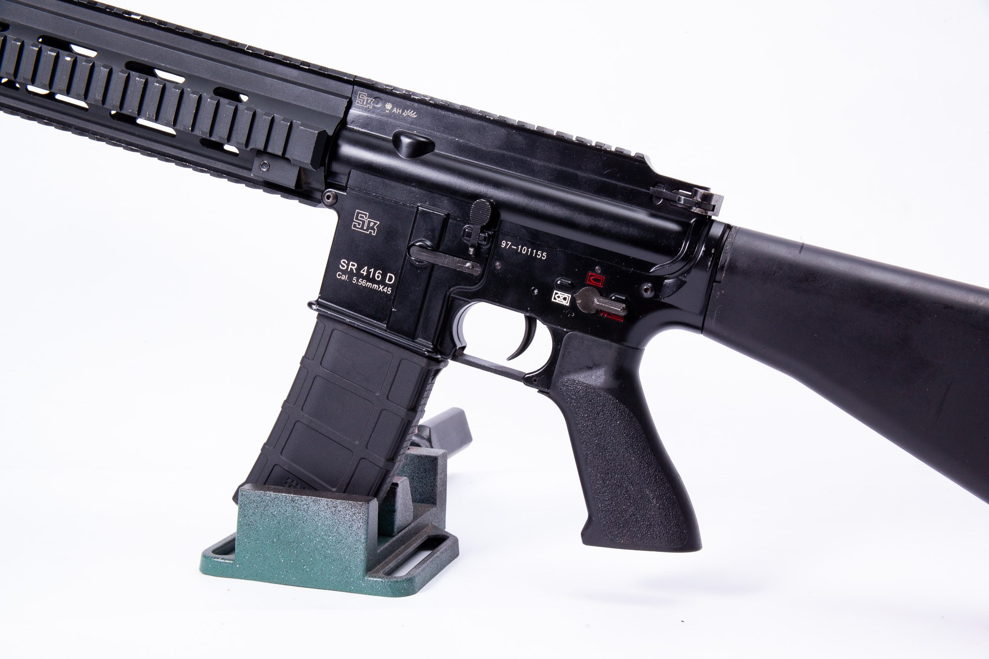 Страйкбольный автомат HK416 в тюнинге. Страйкбольная мастерская Бигич Воркшоп