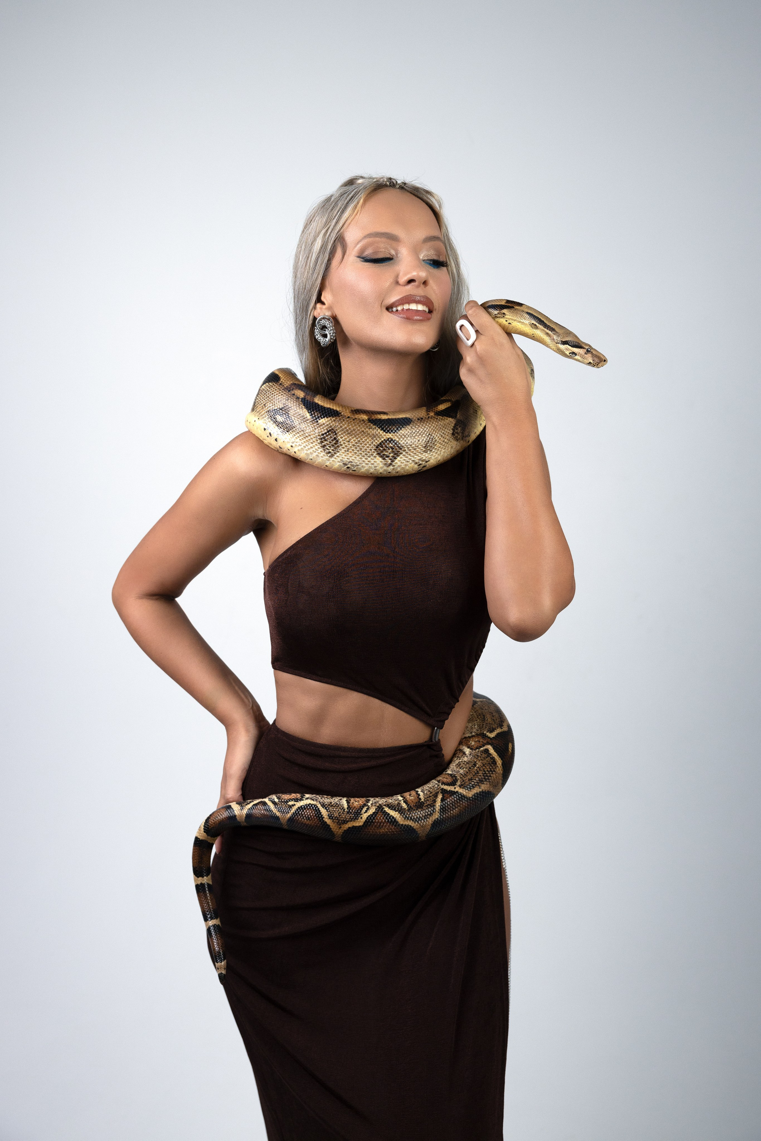 Индивидуальная студийная фотосъемка. Фотограф в Санкт-Петербурге Вагнер Юлия