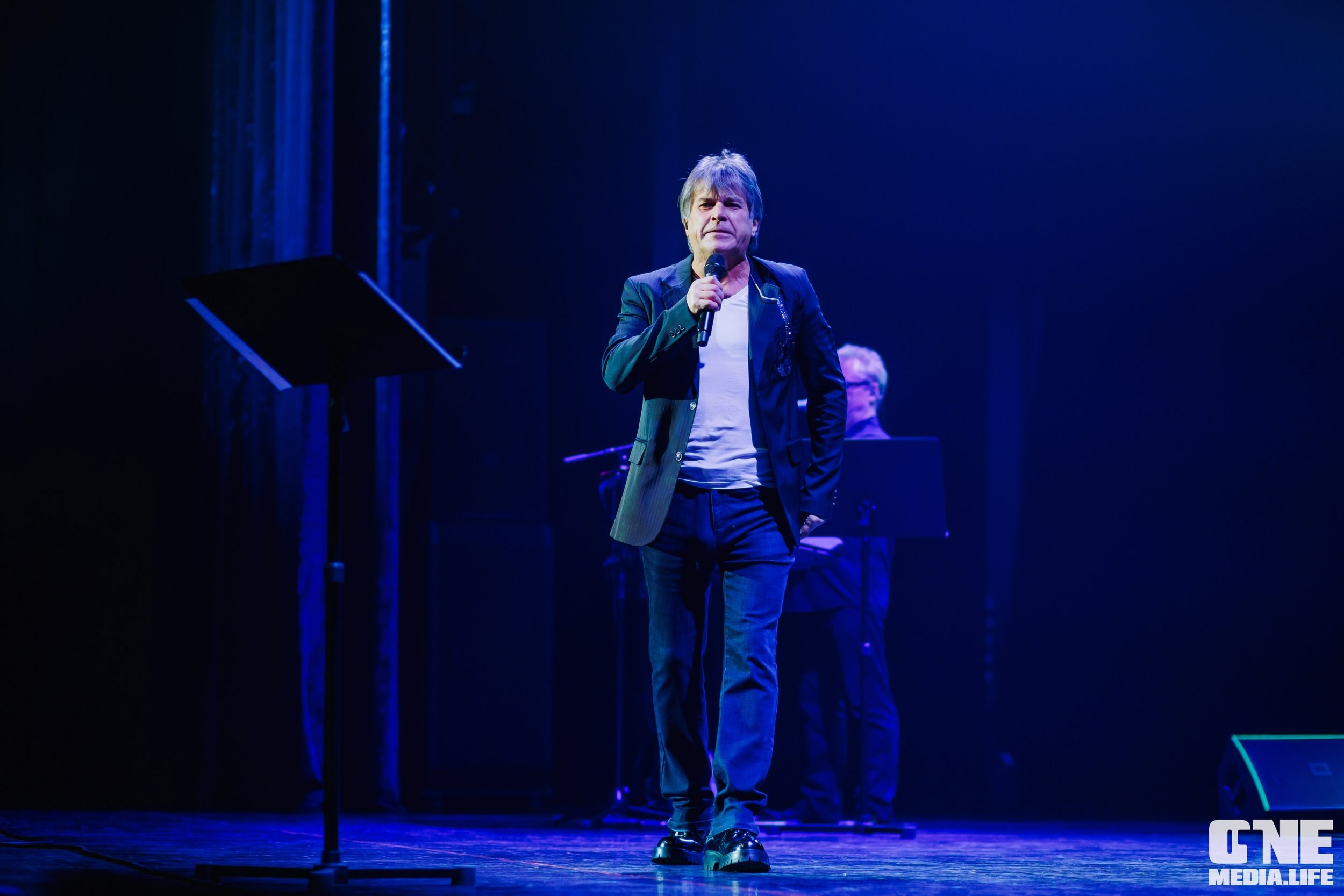 Фоторепортаж из театра эстрады Янтарь-холл. One Media Life: фоторепортажи, фотоотчеты с мероприятий и заведений