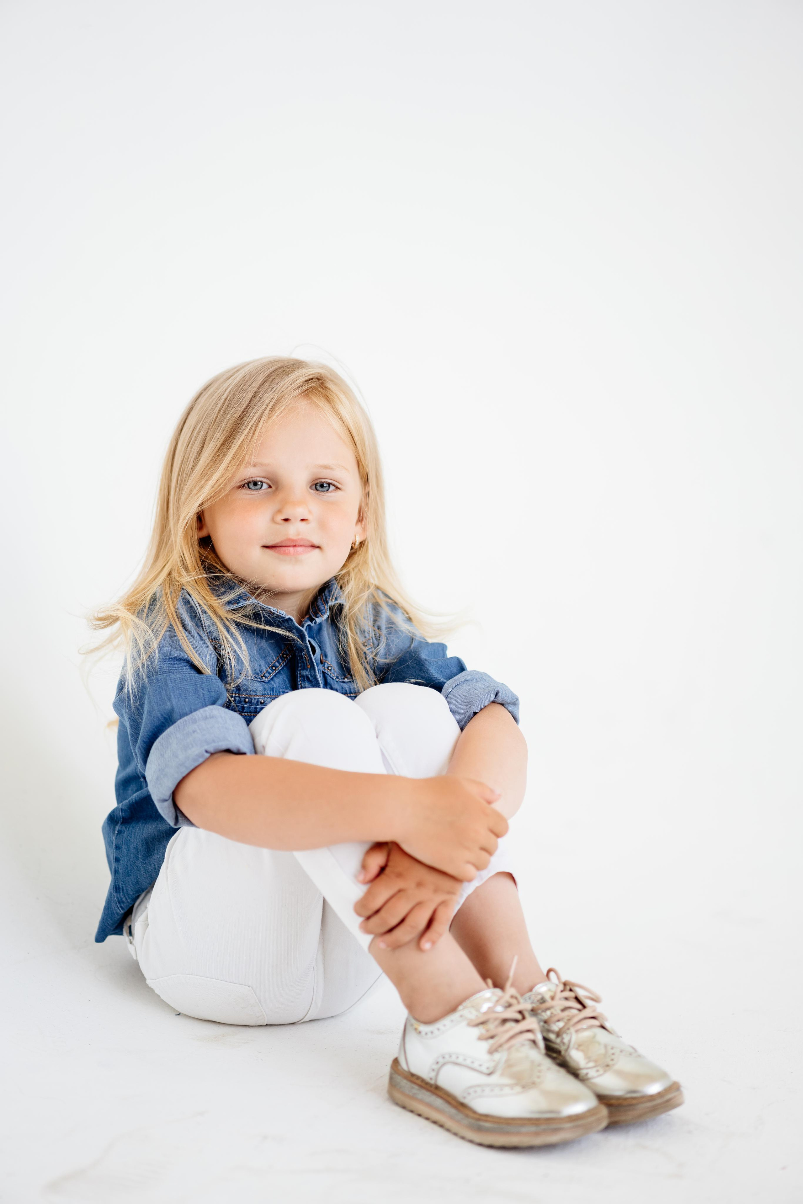 Света и Варя. Фотограф Карина Клапотовская в Москве и Московской области