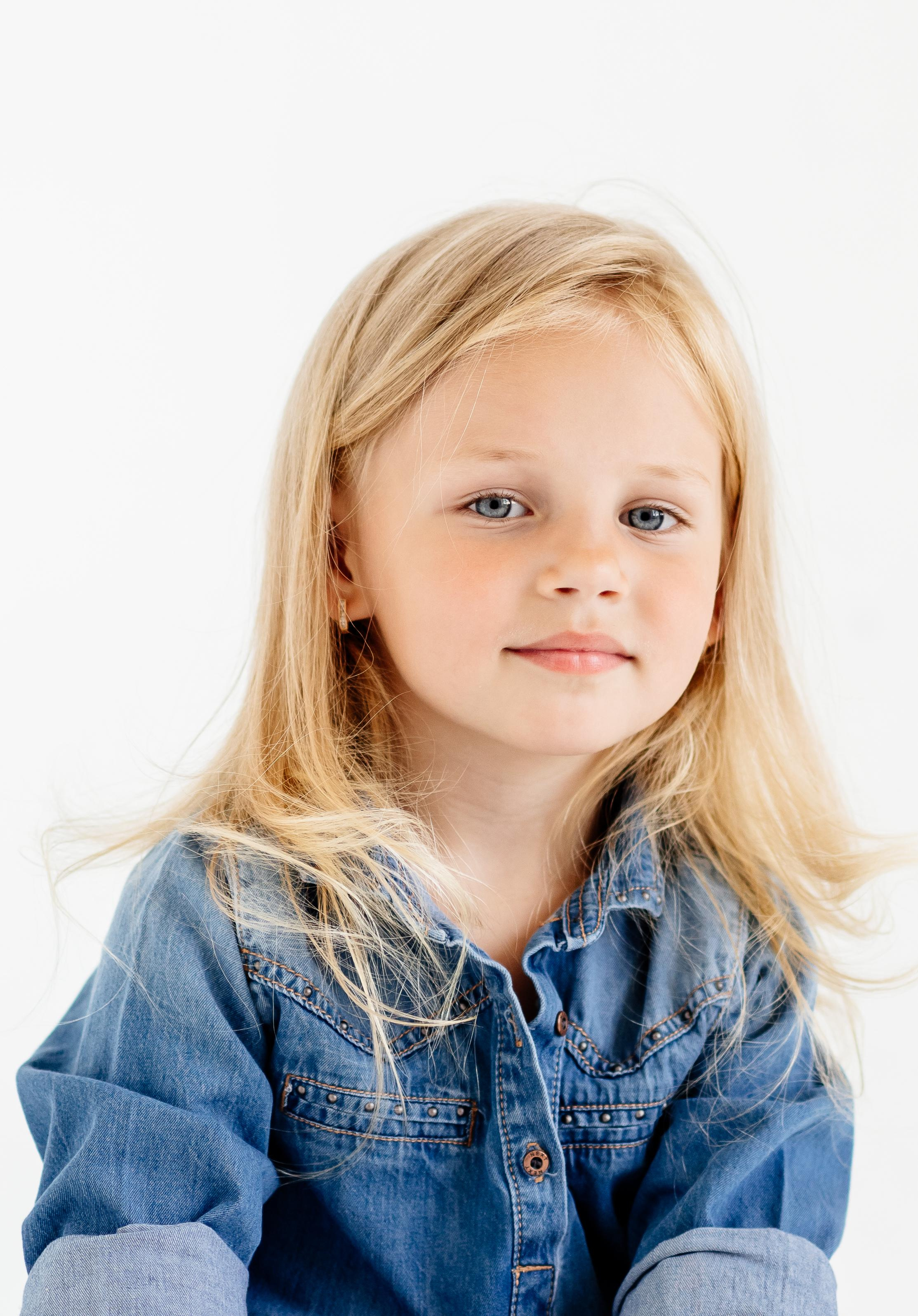 Света и Варя. Фотограф Карина Клапотовская в Москве и Московской области