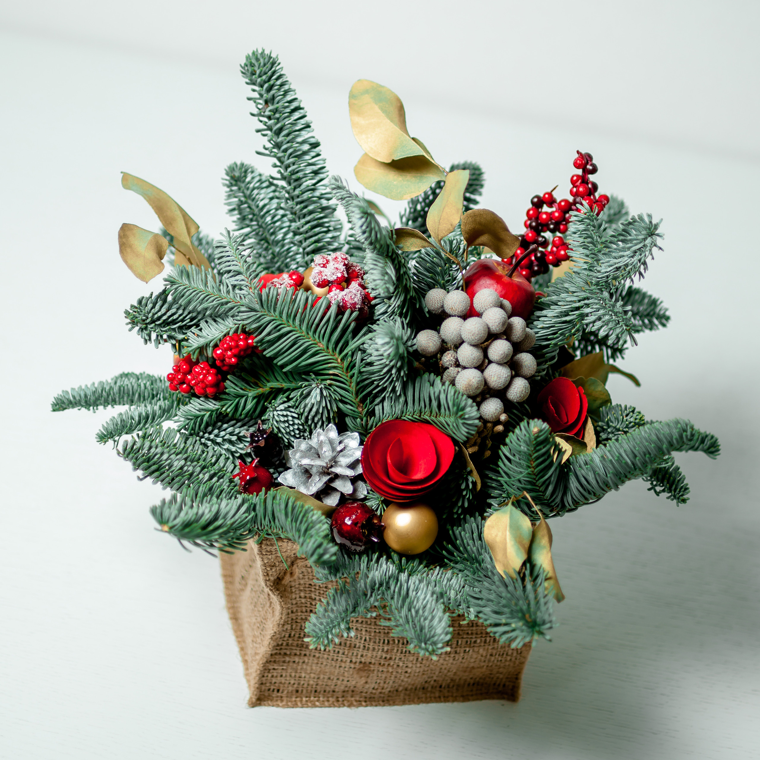 Новогодняя композиция. Флорист Маргарита Гладкова