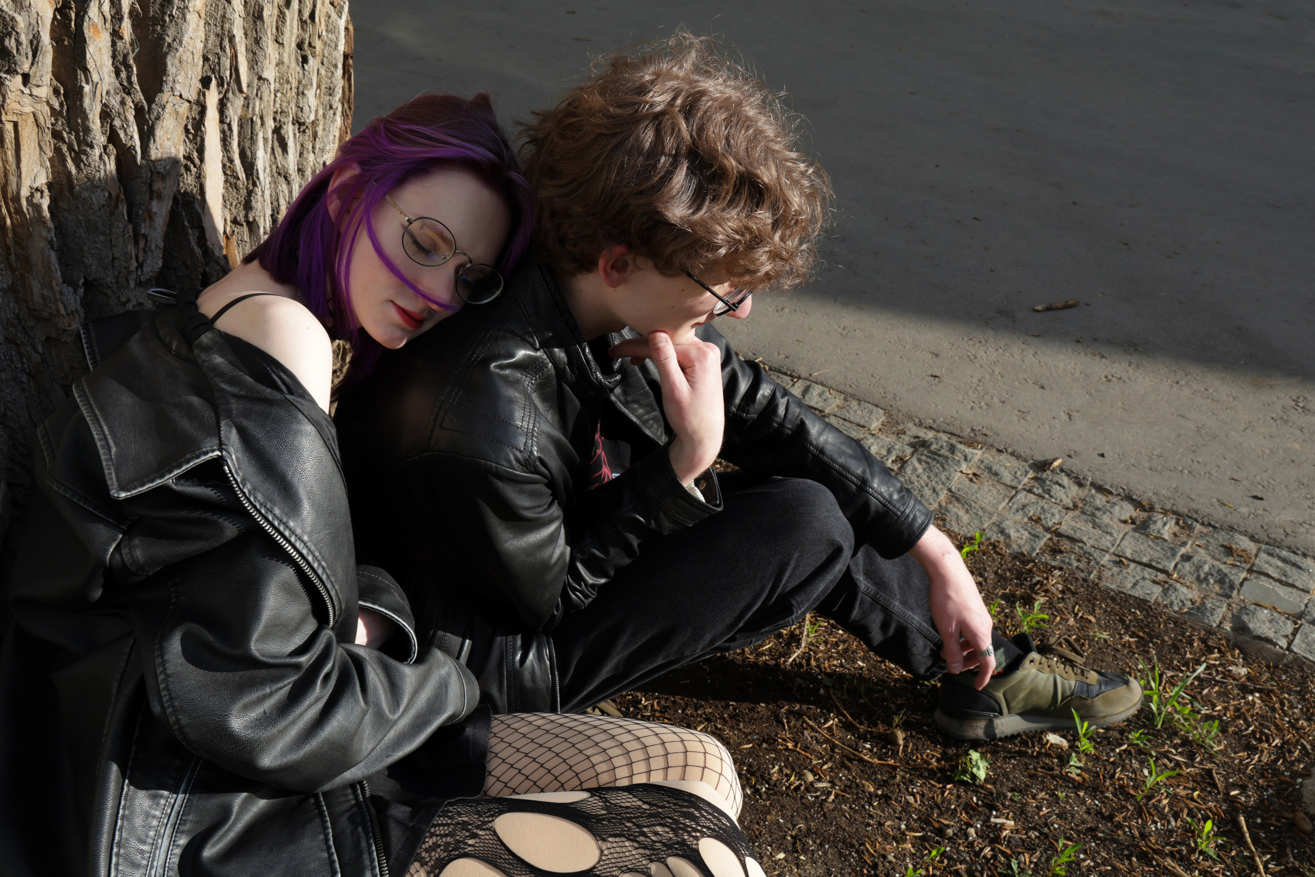 Love, cigarettes and yards. Portrait photographer based in Toronto — Blinova Mariia