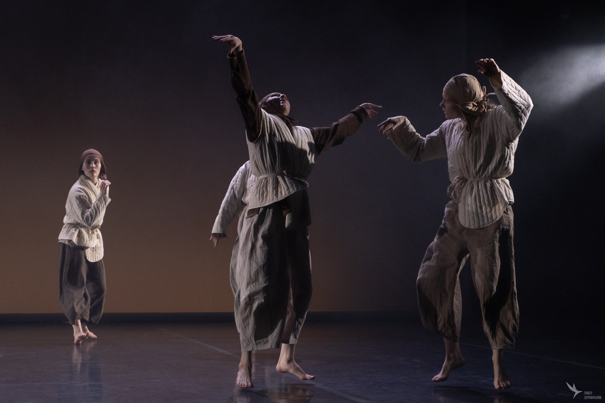 Физический театр «balballar». Объединение «Алиф». Репортажный фотограф в Казани Павел Серпокрылов