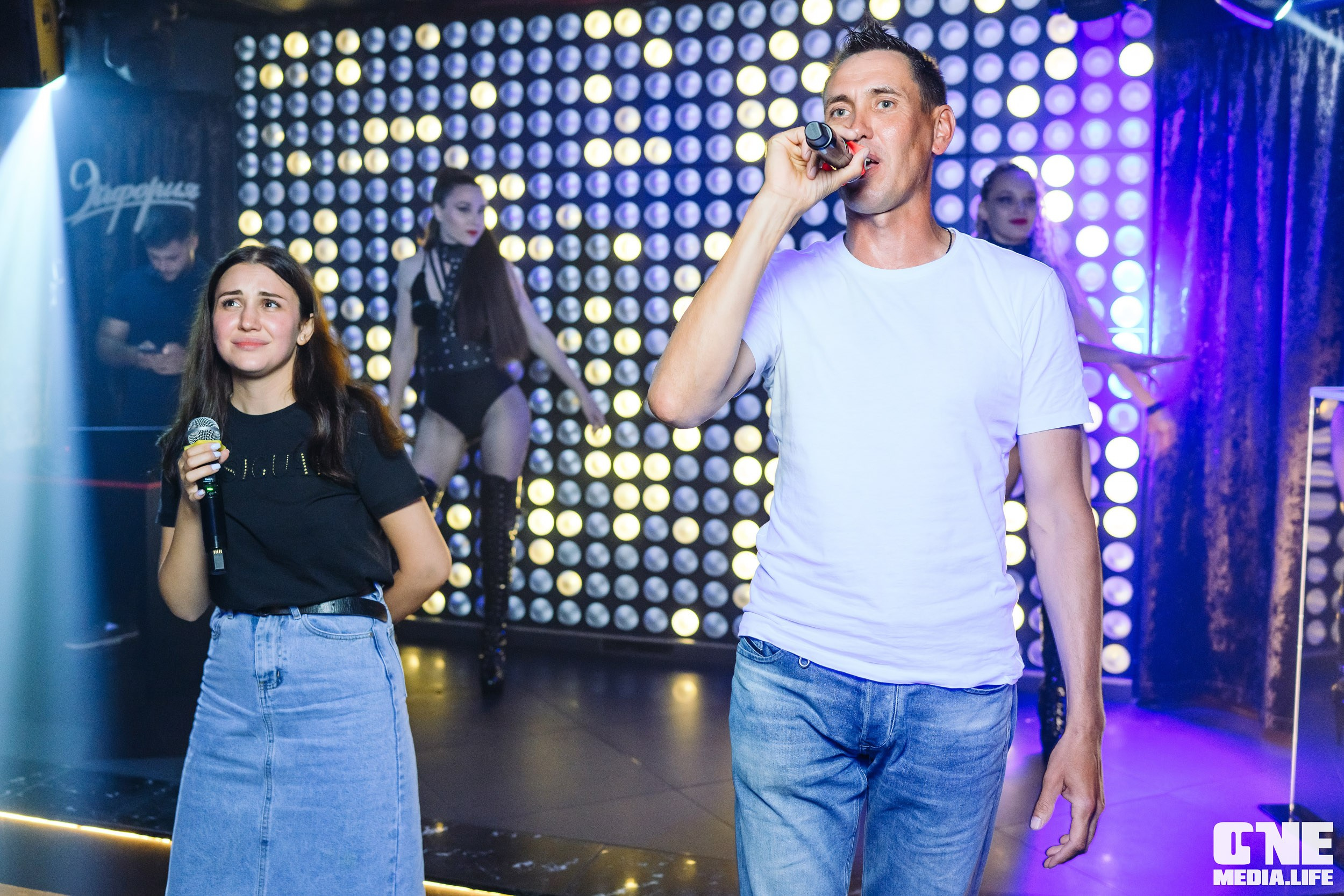 Фоторепортаж из караоке-клуба Эйфория. One Media Life: фоторепортажи, фотоотчеты с мероприятий и заведений