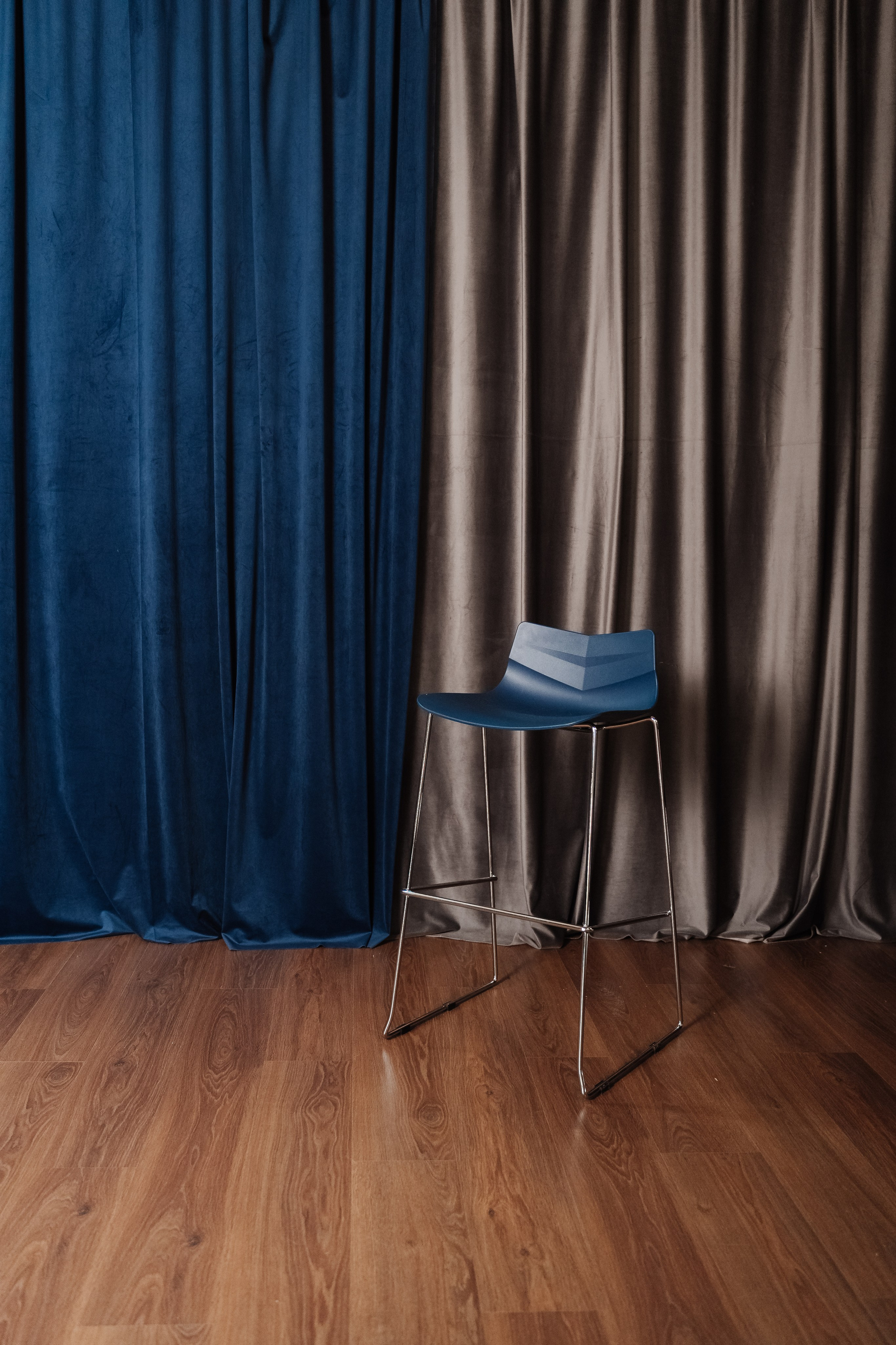 Фотостудия в центре СОЧИ, рядом с ТЦ МореМолл, все для фото и видео. Семейный фотограф в Сочи Лара Salut