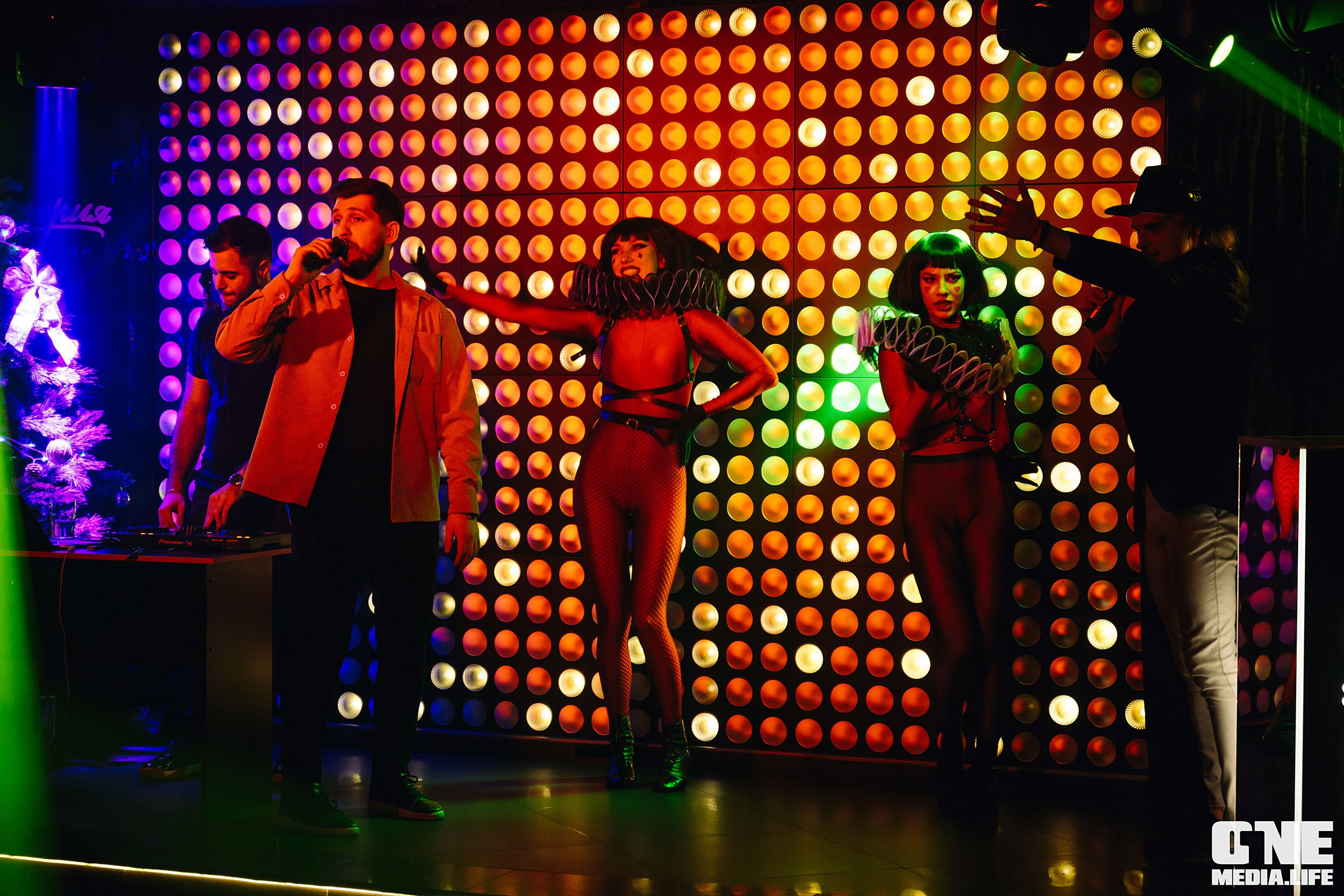 Фоторепортаж из караоке-клуба Эйфория. One Media Life: фоторепортажи, фотоотчеты с мероприятий и заведений