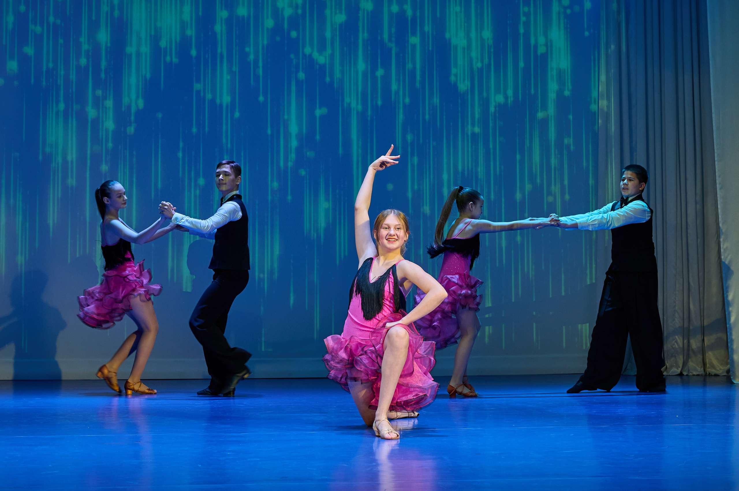 8 марта Марьина роща. Жизнь курорта Кабардинка в фотографиях