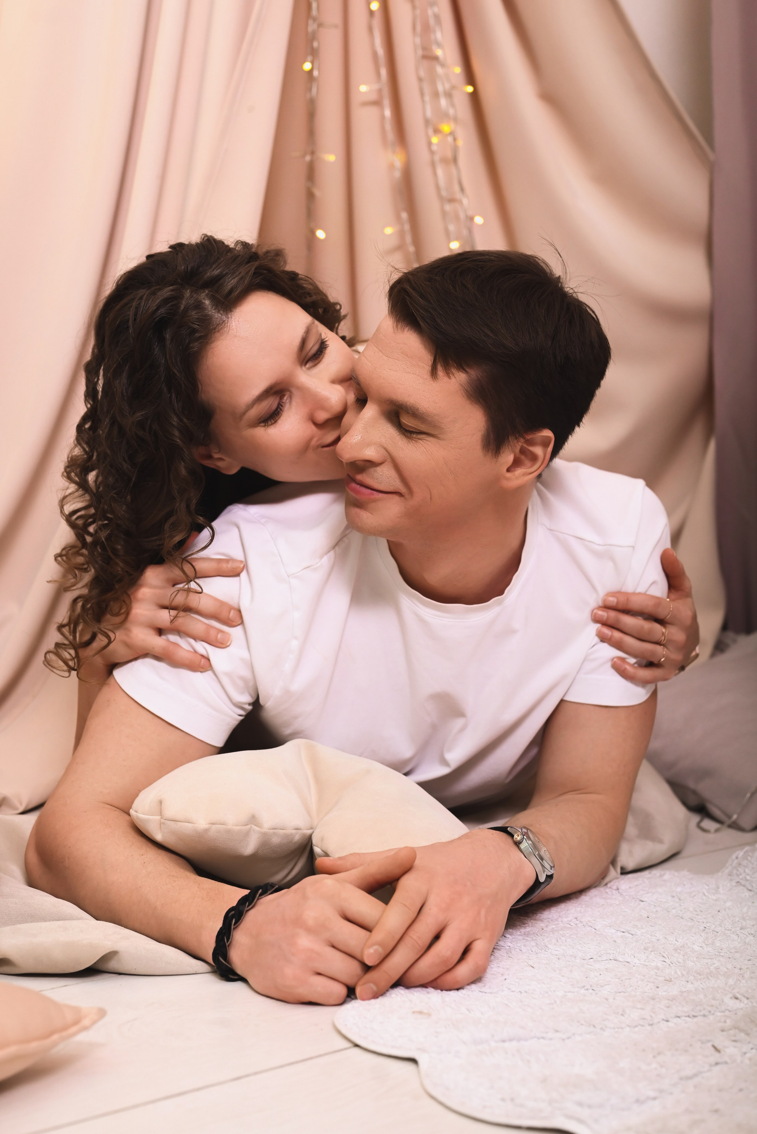 Love Story. Фотостудия Зефир. Фотосессии в студии под ключ. Москва. Семейные и детские фотосессии