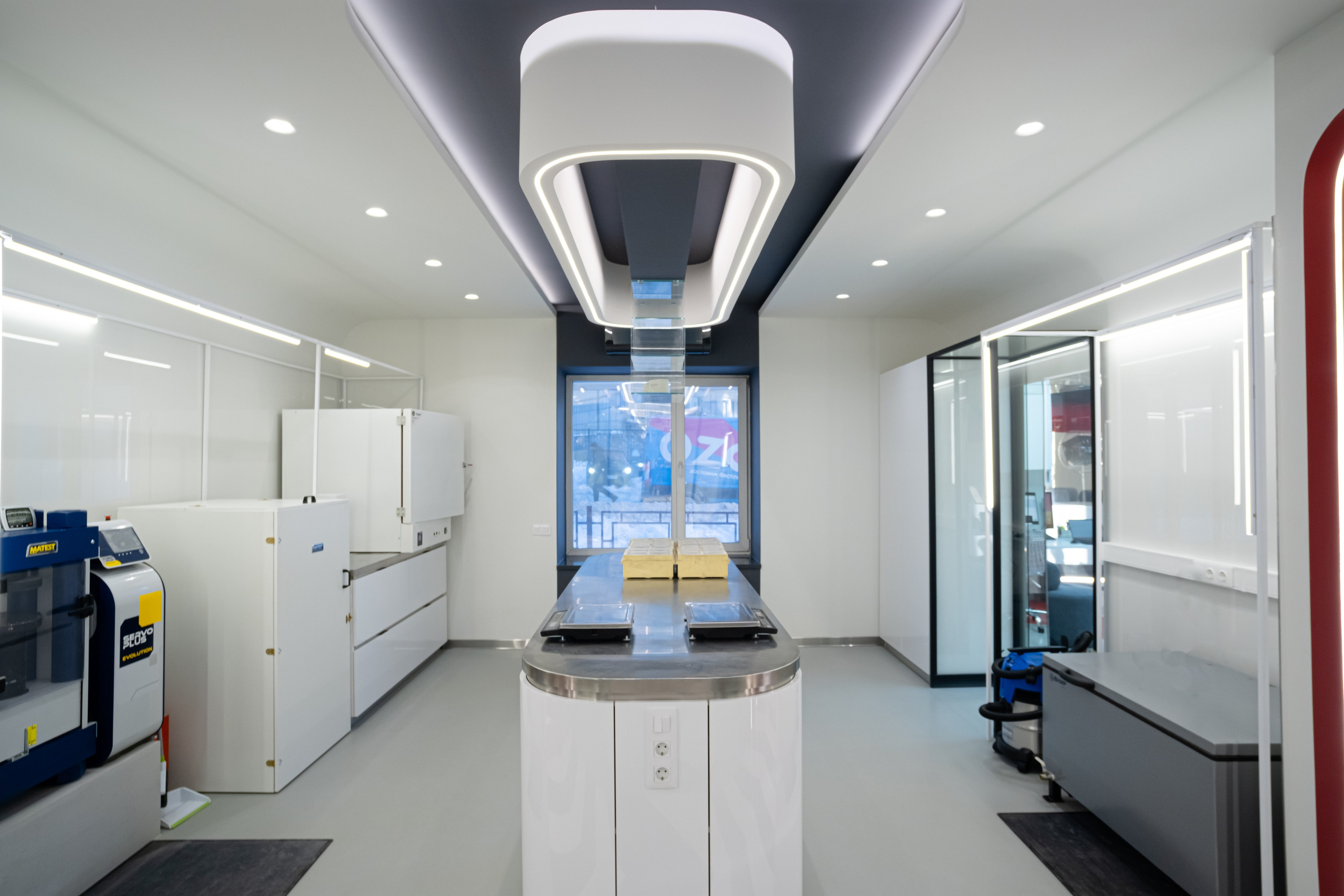 Реализованный проект Лаборатории Бетонов. Дизайнер интерьера вашего дома мечты