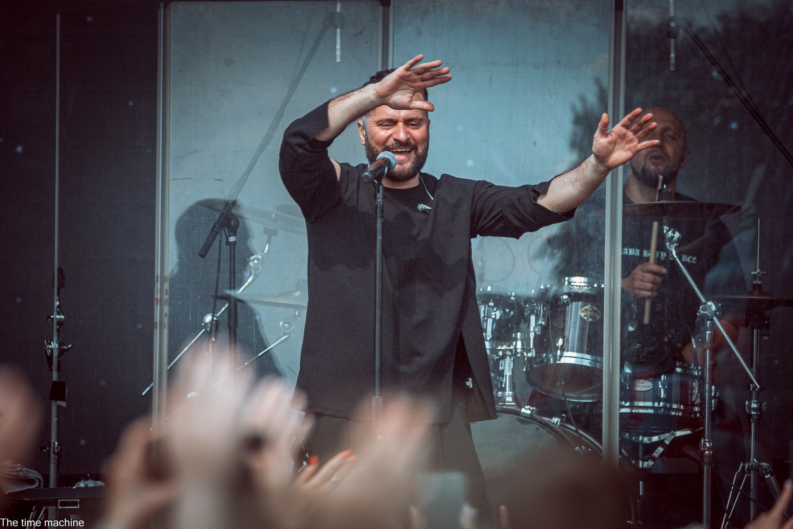 Концерт певца Ираклия Veer Mall 31.05.25. Фотограф для маркетплейсов Михаил Бове