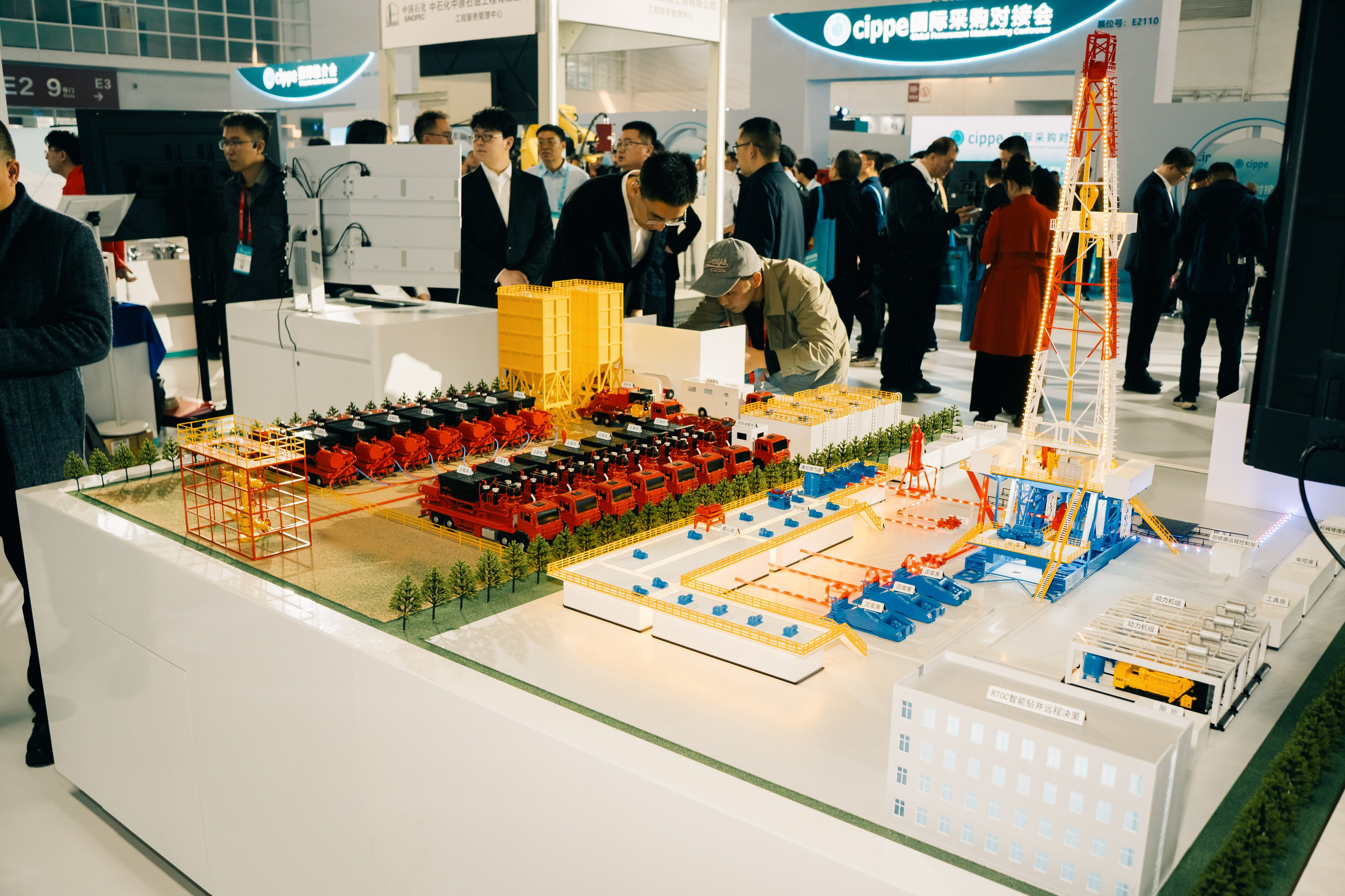 Reportage Photography at cippe Exhibition in China | Business Photography