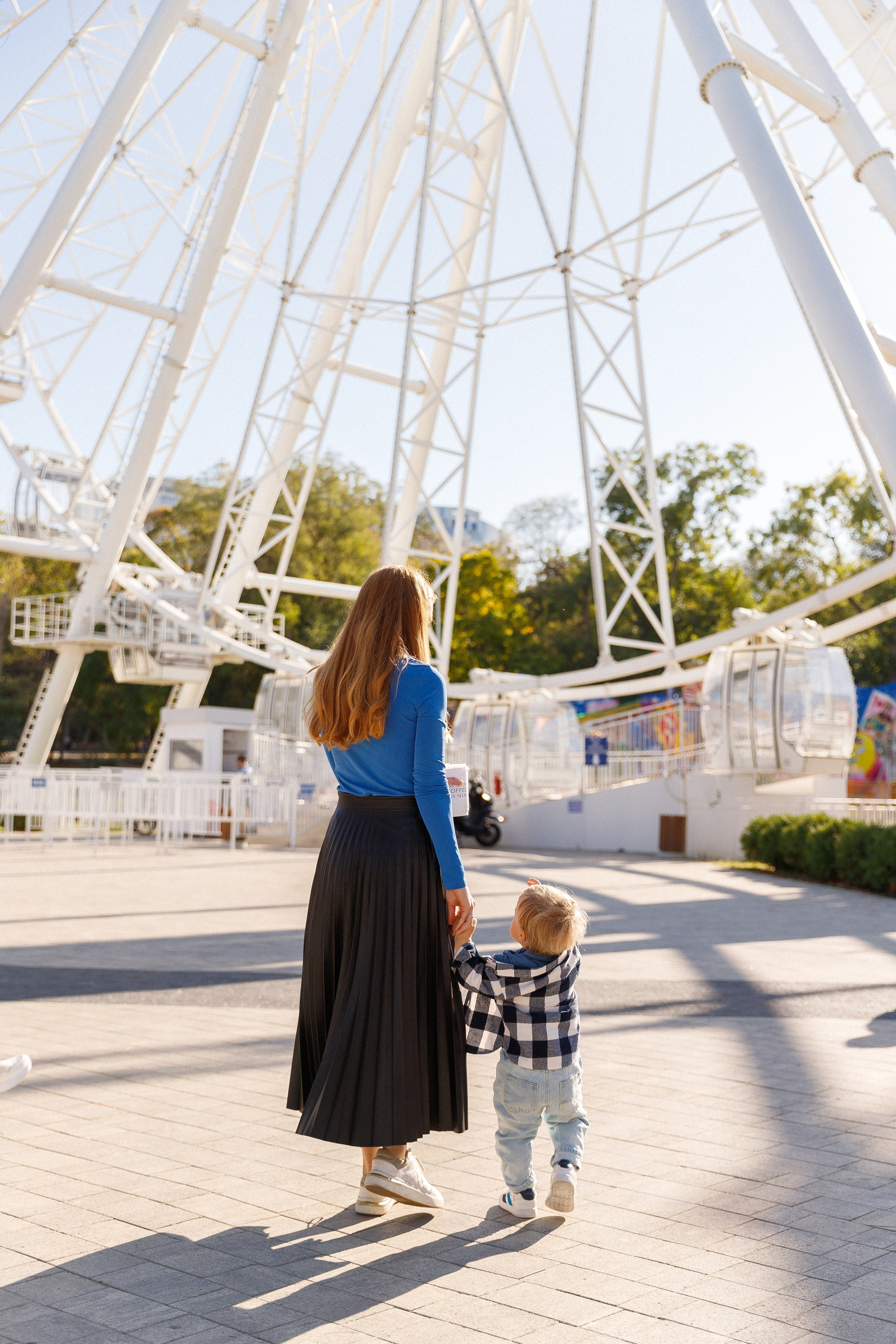 Пример семейных съемок в Парке 30 лет Победы Анапа. Свадебный фотограф и видеограф Краснодар, Ростов, Сочи, Новороссийск