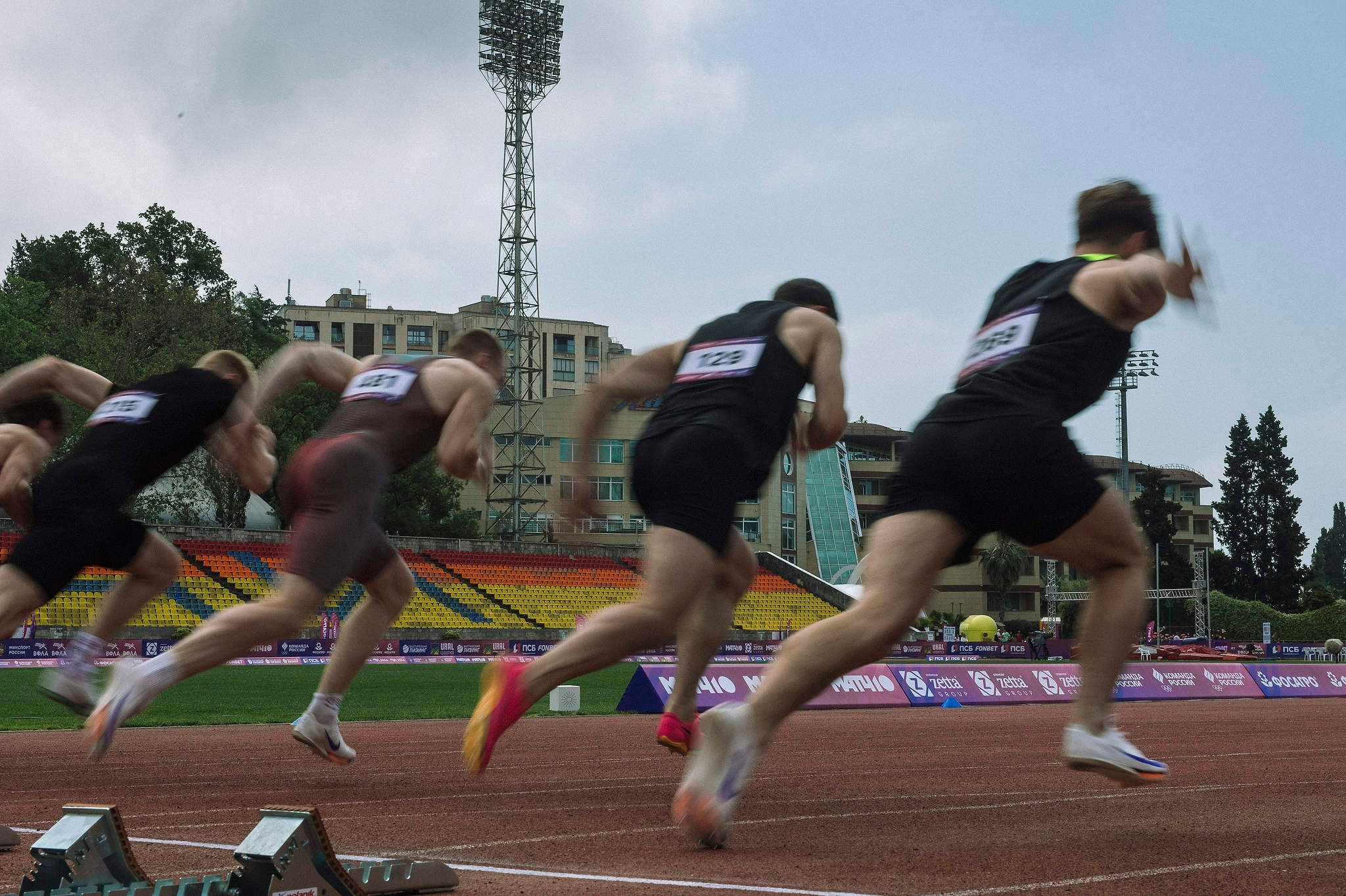 Финал у мужчин 100 метров на Командном чемпионате России