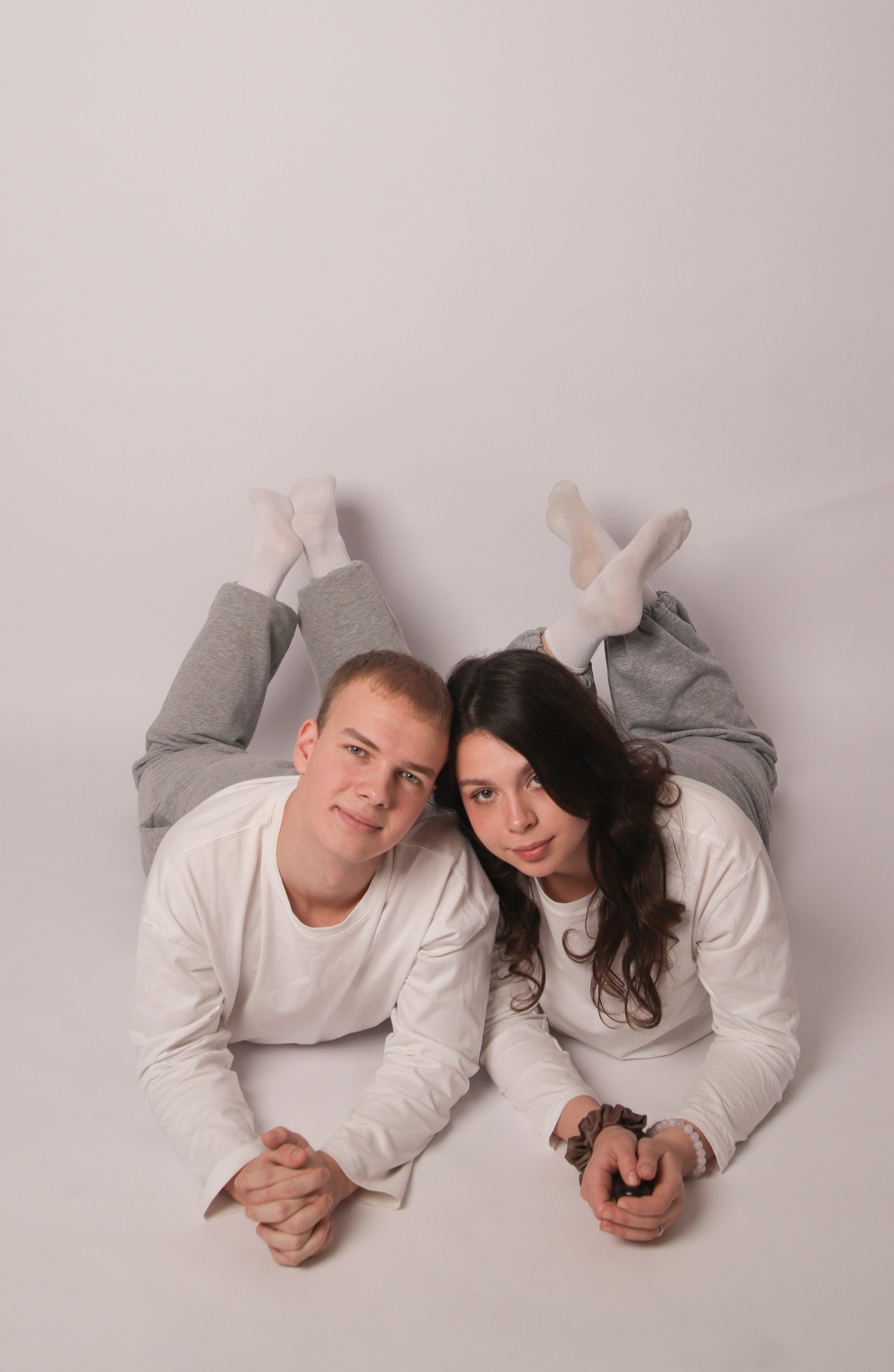 Фотофоны в студии. Какой фон выбрать. Фотостудия автопортрета в Краснодаре | Фотосессия без фотографа