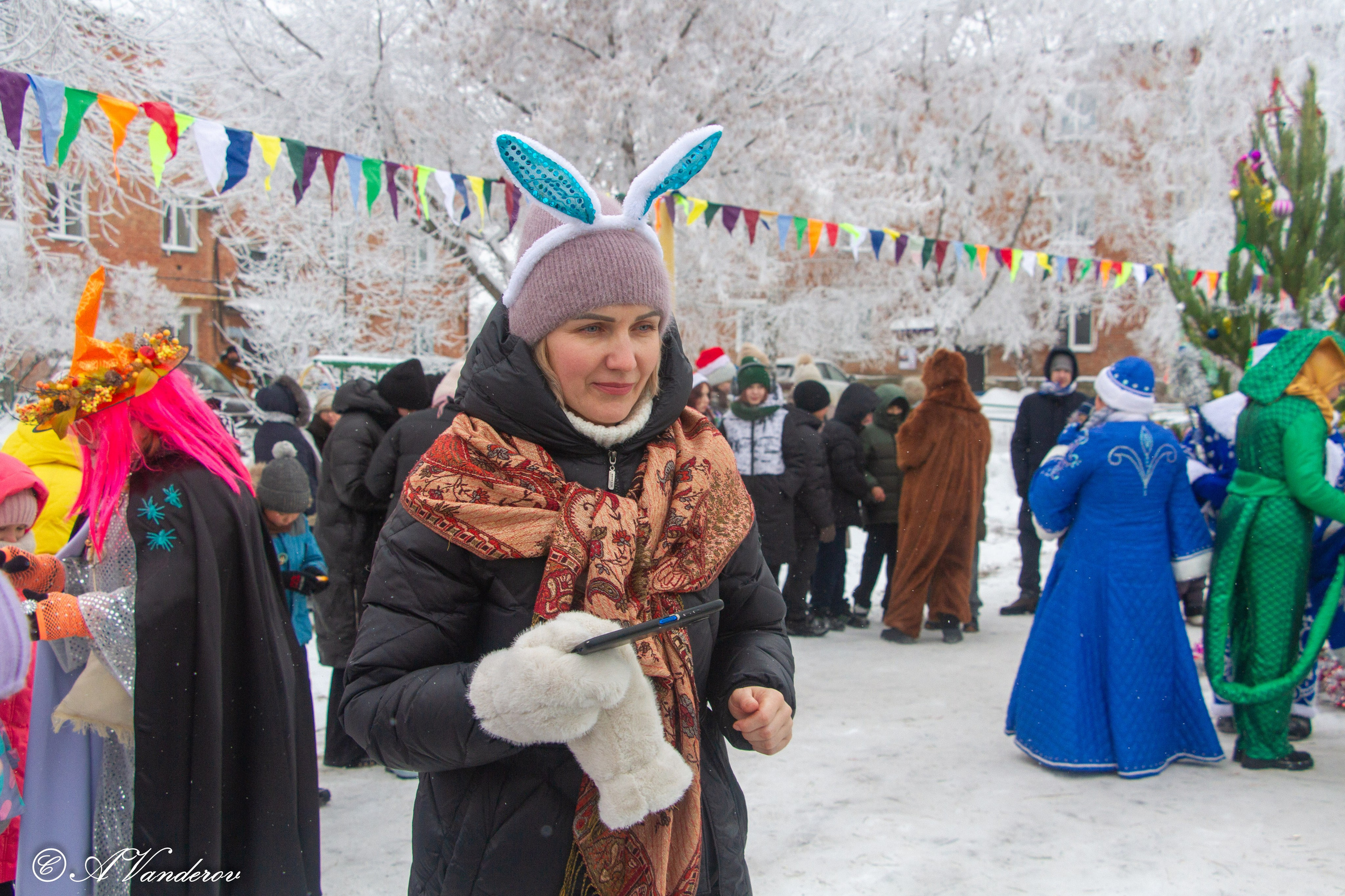 Праздник во дворе, ул. Осташковская-20. Фотограф Омск | Александр Вандеров