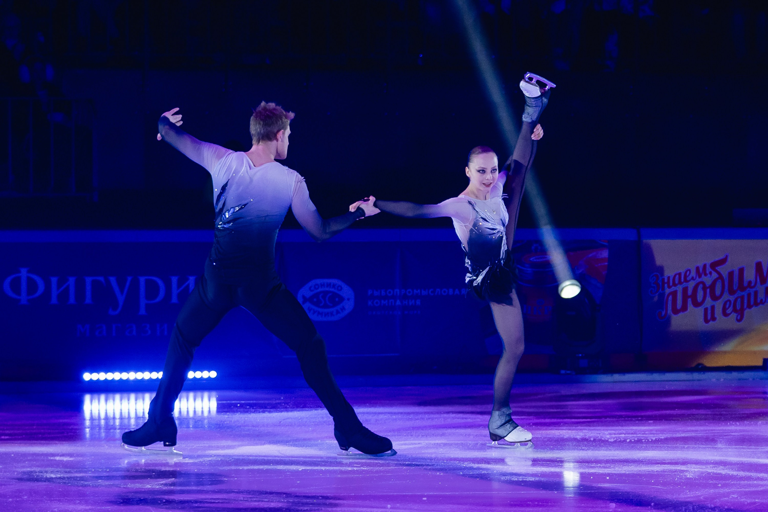 Шоу «Чемпионы на льду» в Новосибирске. Воробьева Ксения — Спортивный и танцевальный фотограф Новосибирск
