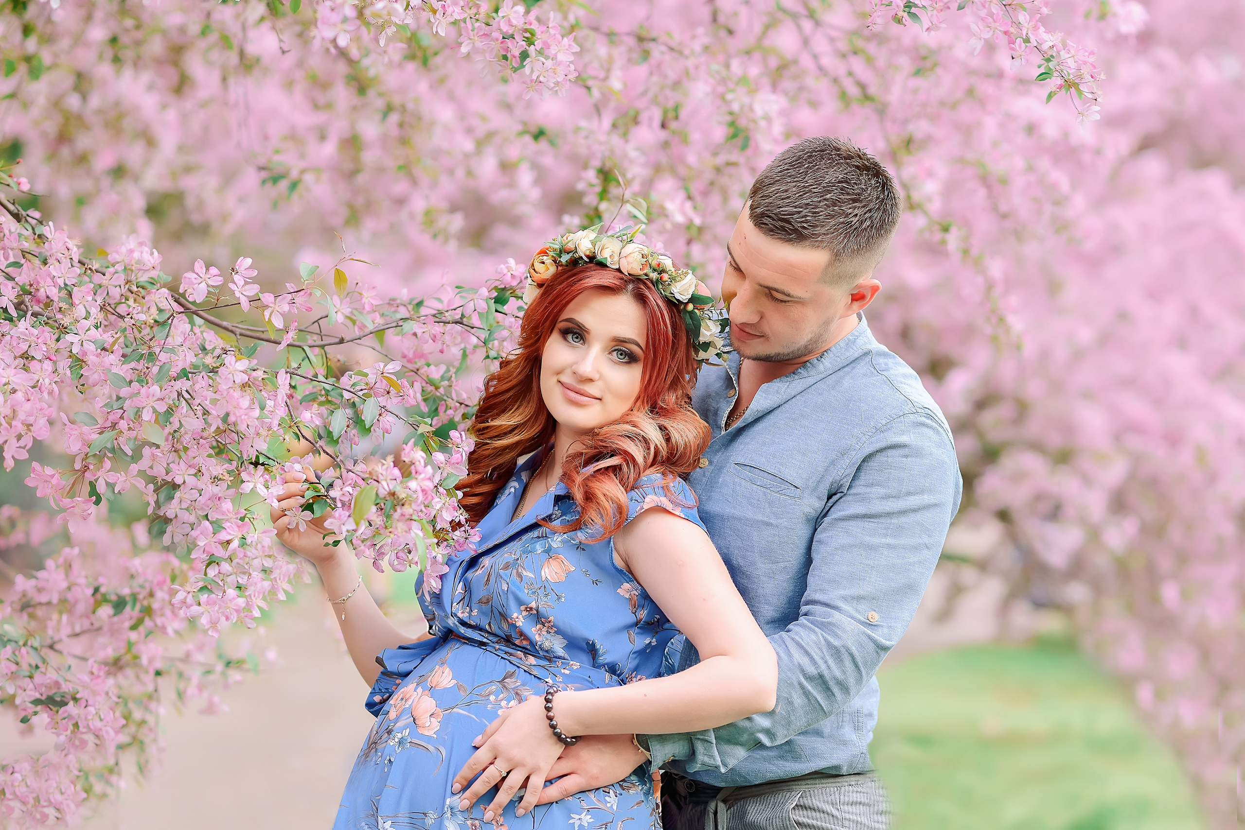 Фотосессия в цветущих садах. Семейный и свадебный фотограф Семенова Инна