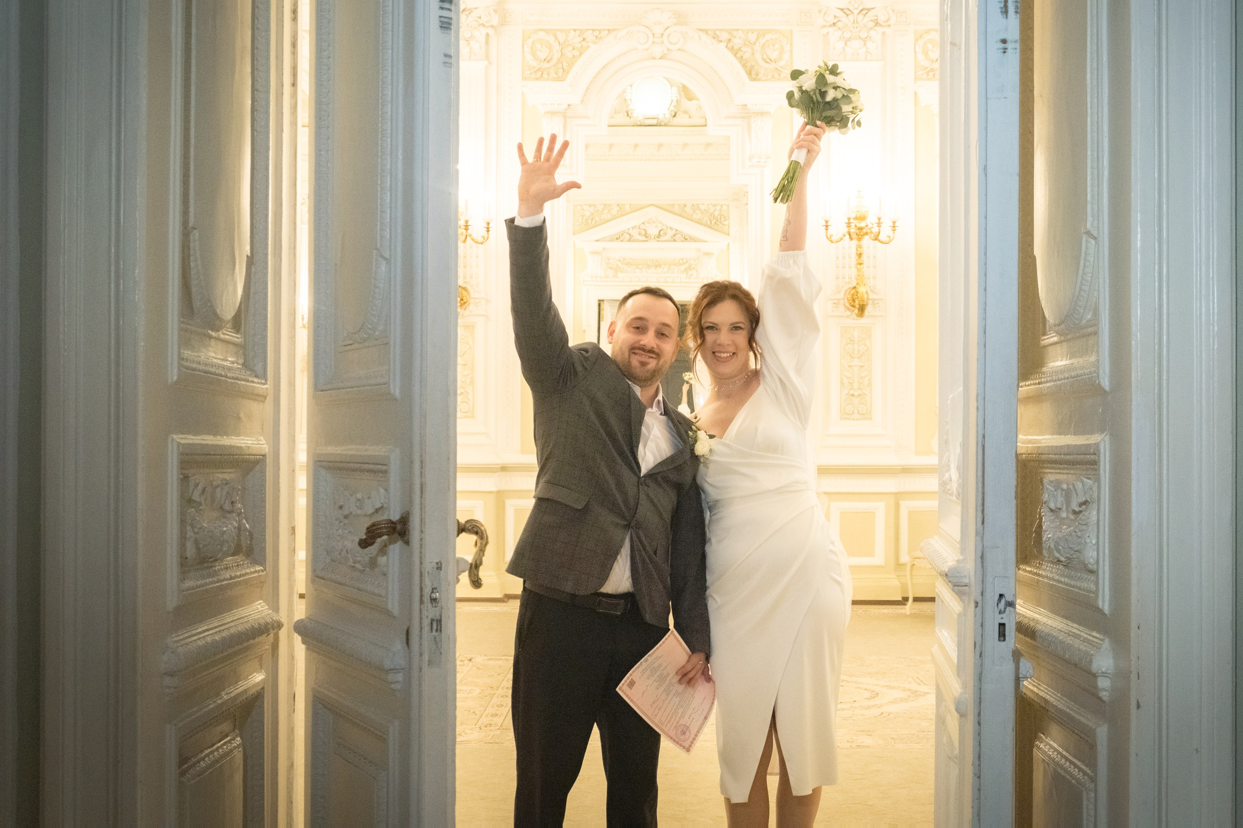 ЗАГС и прогулка на Витебском вокзале. Professional photoartist in St. Petersburg (wedding, reportage, portrait, model book, love story) Alexander Shvedov