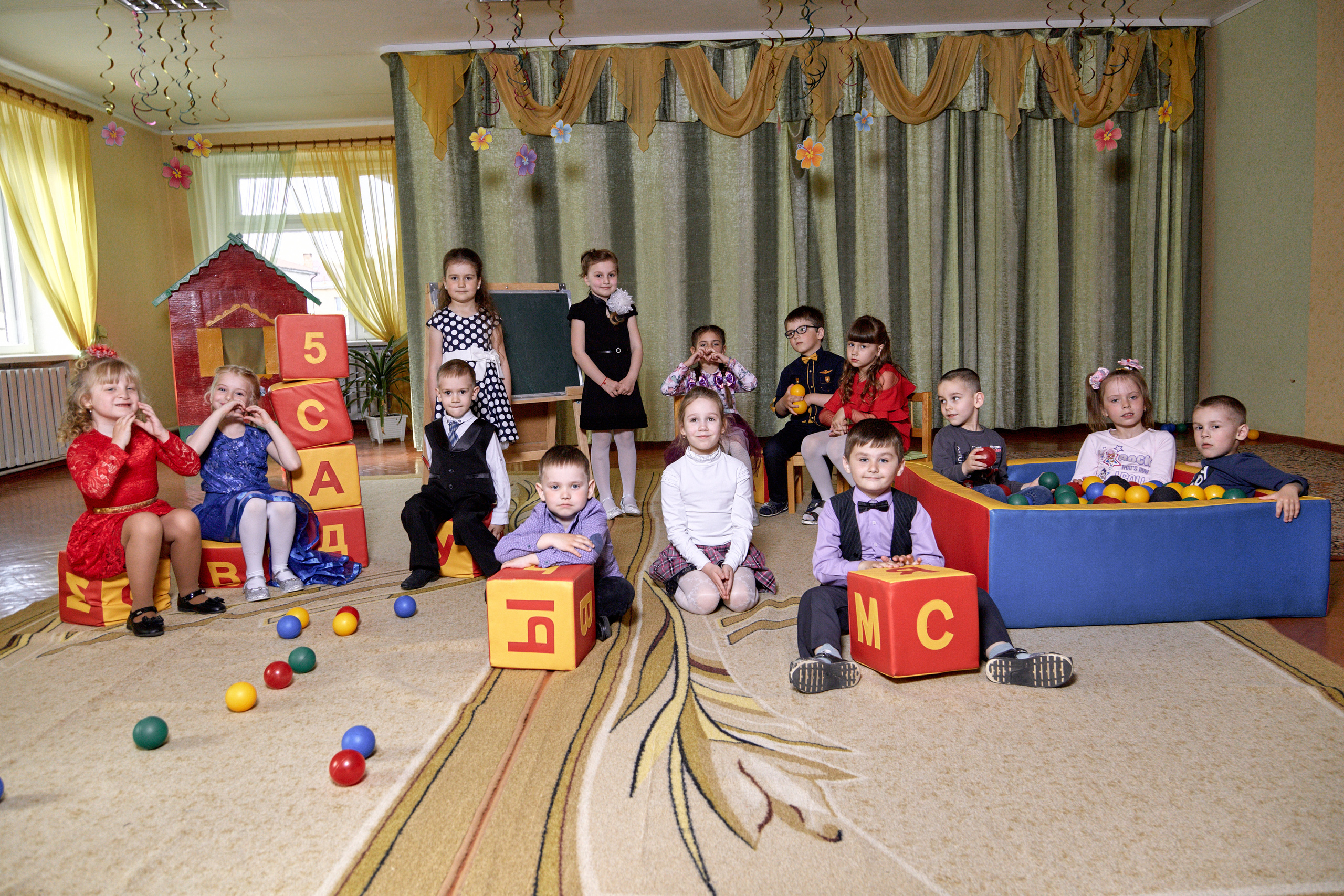 Выпускной альбом в детском саду. Свадебный и семейный фотограф в Минске и Минской области