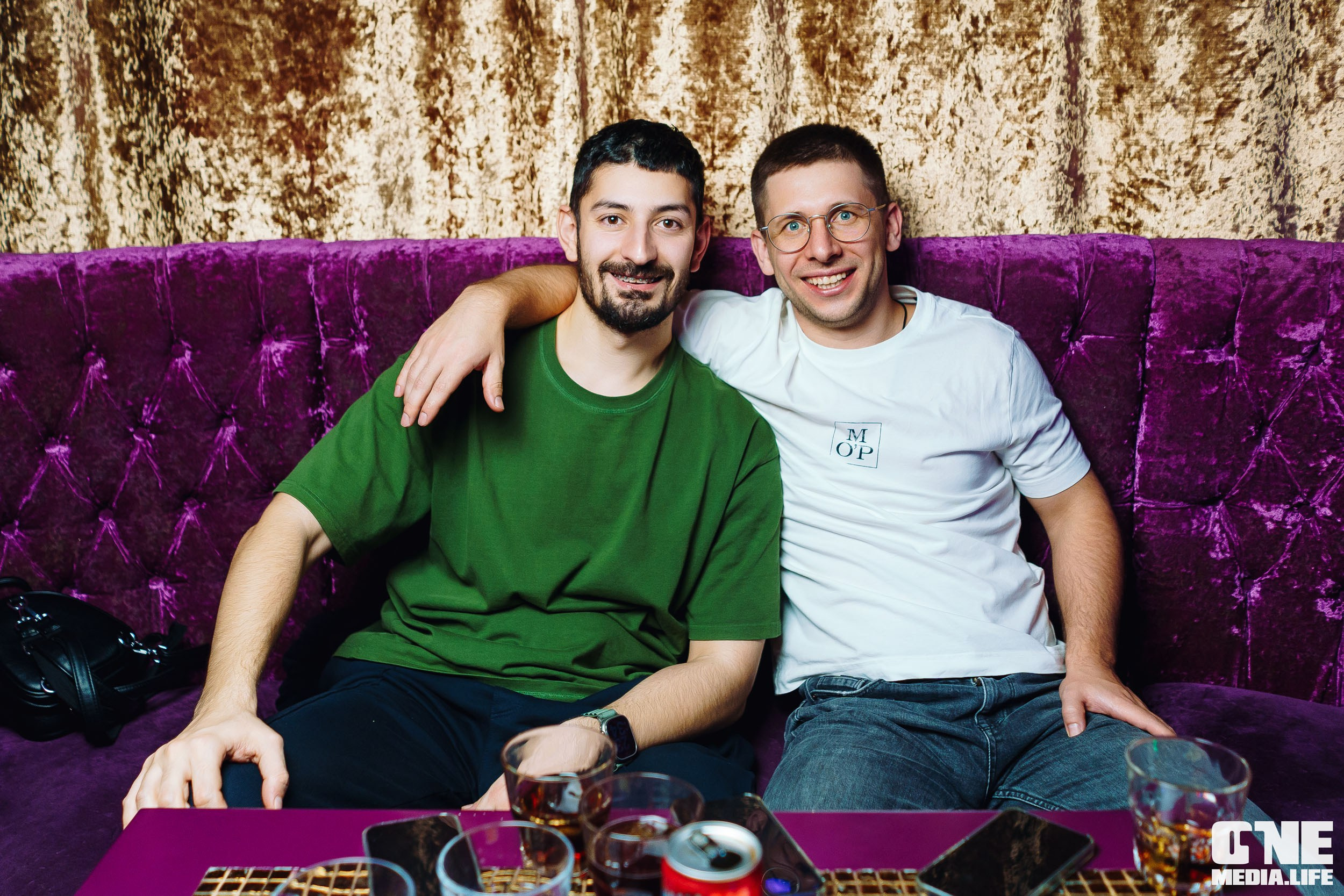 Фоторепортаж из караоке-клуба Эйфория. One Media Life: фоторепортажи, фотоотчеты с мероприятий и заведений