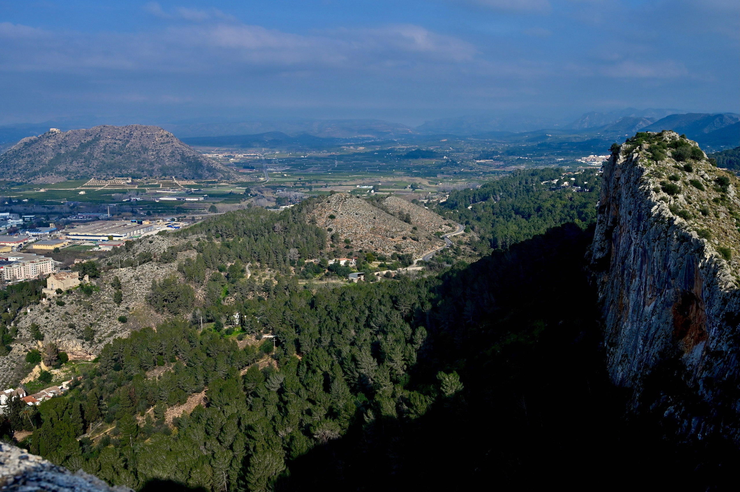 Достопримечательности Испании, город Хатива. Гид и фотограф в Валенсии Новиков Михаил