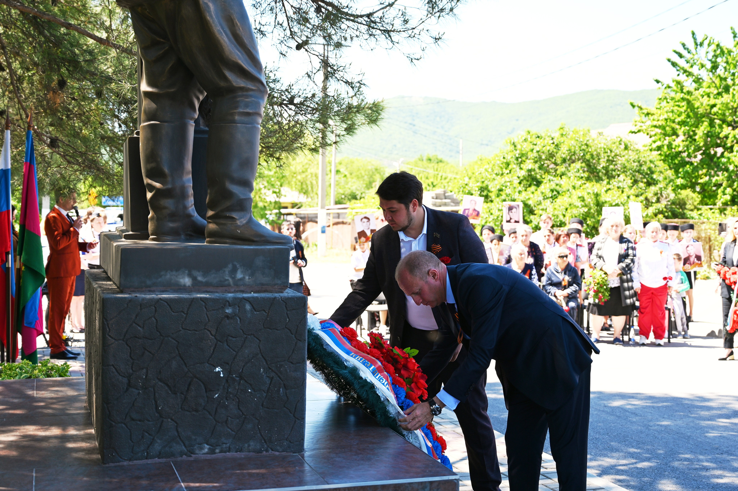 Митинг в с. Виноградное. Жизнь курорта Кабардинка в фотографиях